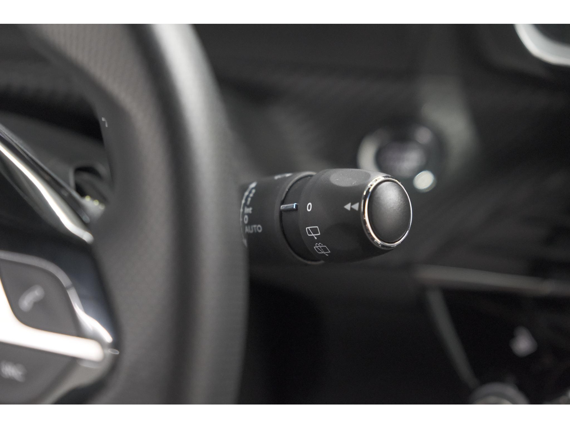 Peugeot 2008 PureTech 130 EAT8 GT-Line | Camera | Dodehoekdetectie | Adaptieve Cruise Control | Apple Carplay