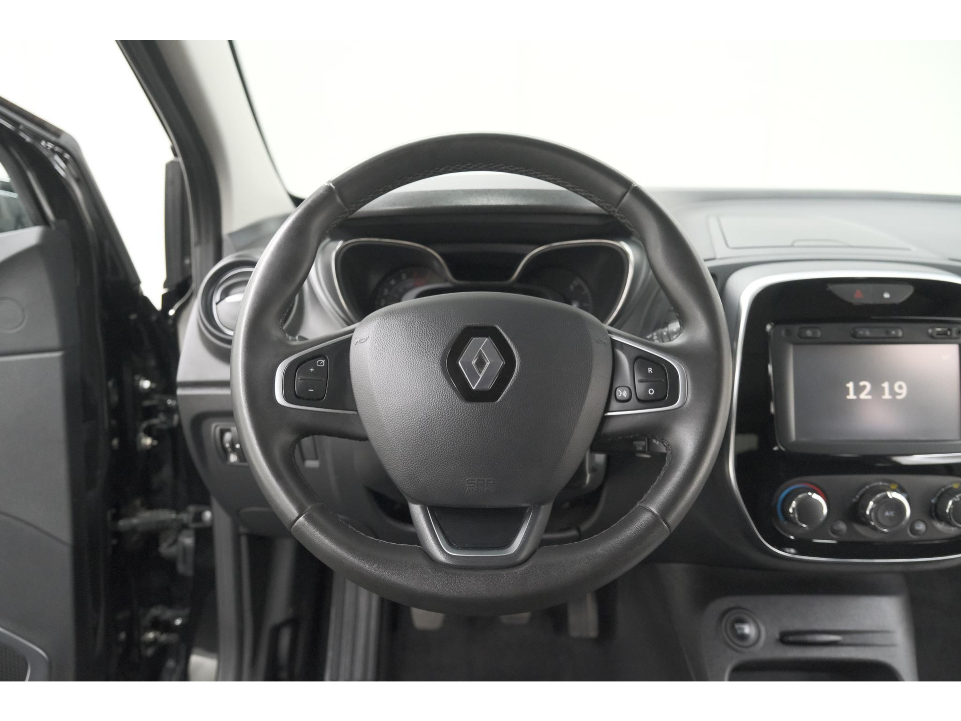 Renault Captur TCe 90 Limited | Trekhaak | Navigatie | Parkeersensoren
