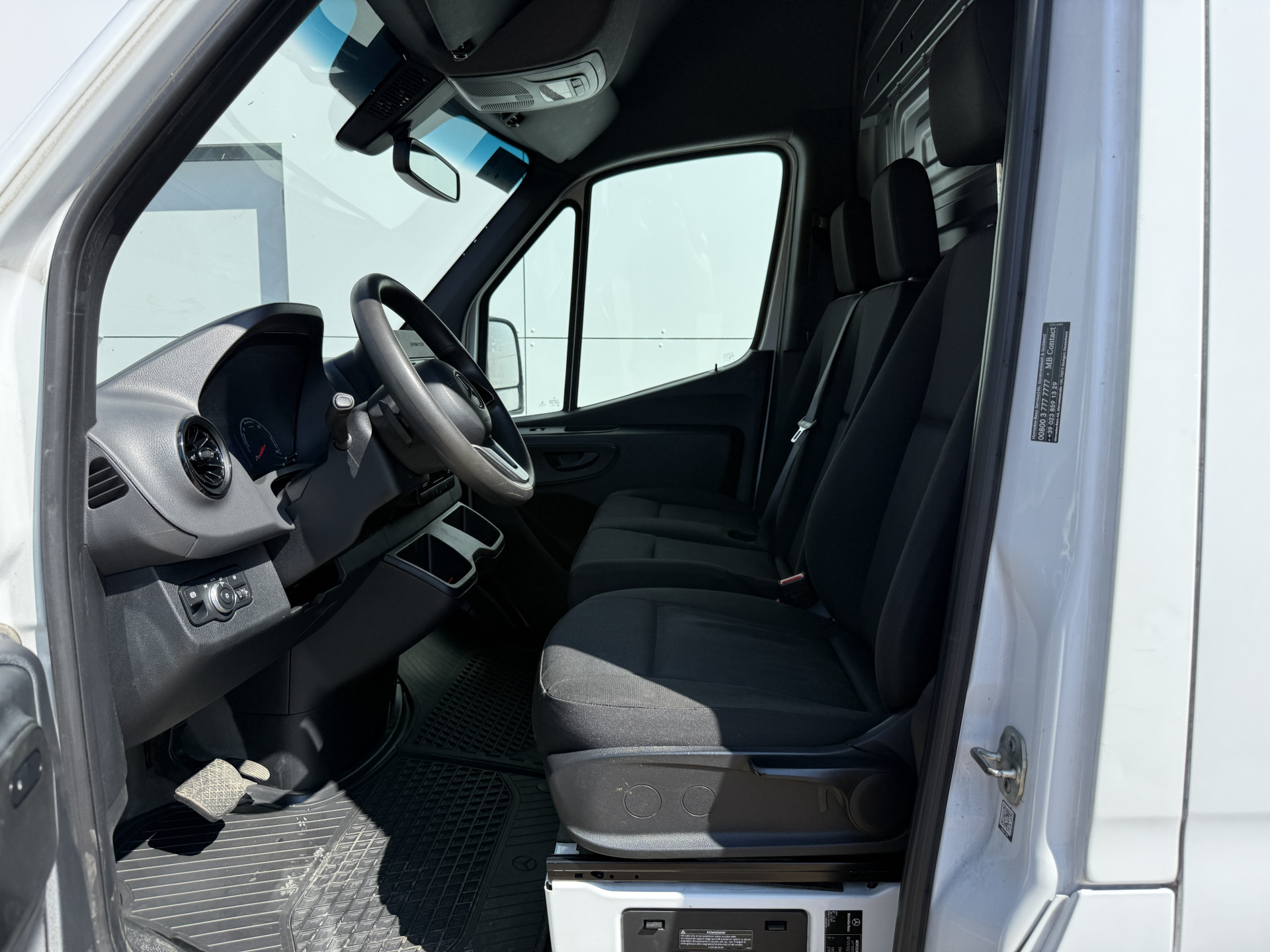Mercedes-Benz eSprinter 312 55kWh L2H2 Elektrisch 168km WLTP 80kw Snelladen Climate Control