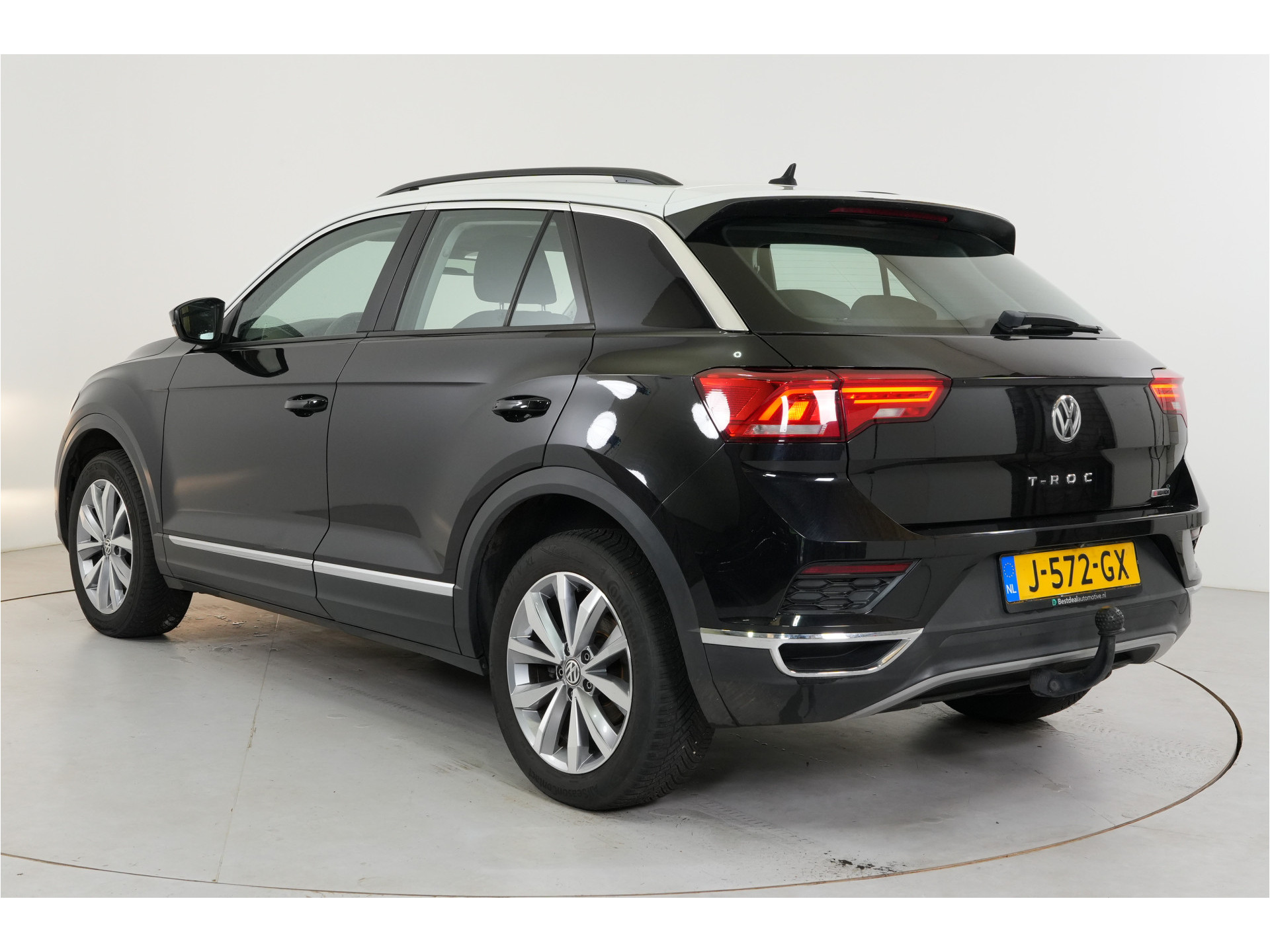 Volkswagen T-Roc 2.0 TDI 4Motion Sport | Trekhaak | Adaptive Cruise | Navi | Stl. verw. |