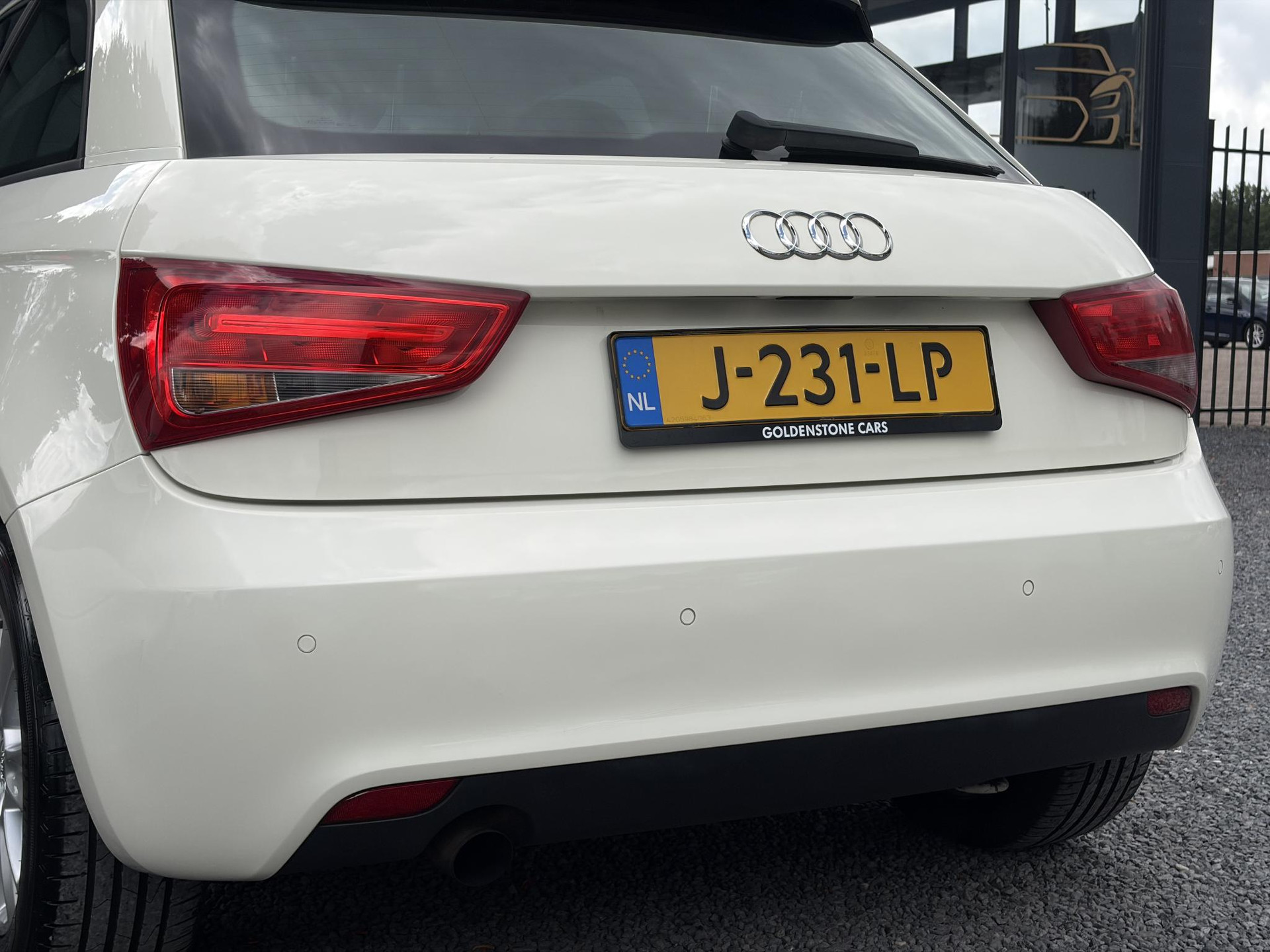 Audi A1 1.2 TFSI Ambition Pro Line ✓Carplay✓Clima✓Stoelverwarming✓Pdc✓Lm velgen✓85pk✓Zeer zuinig✓Apk tot 09-2027