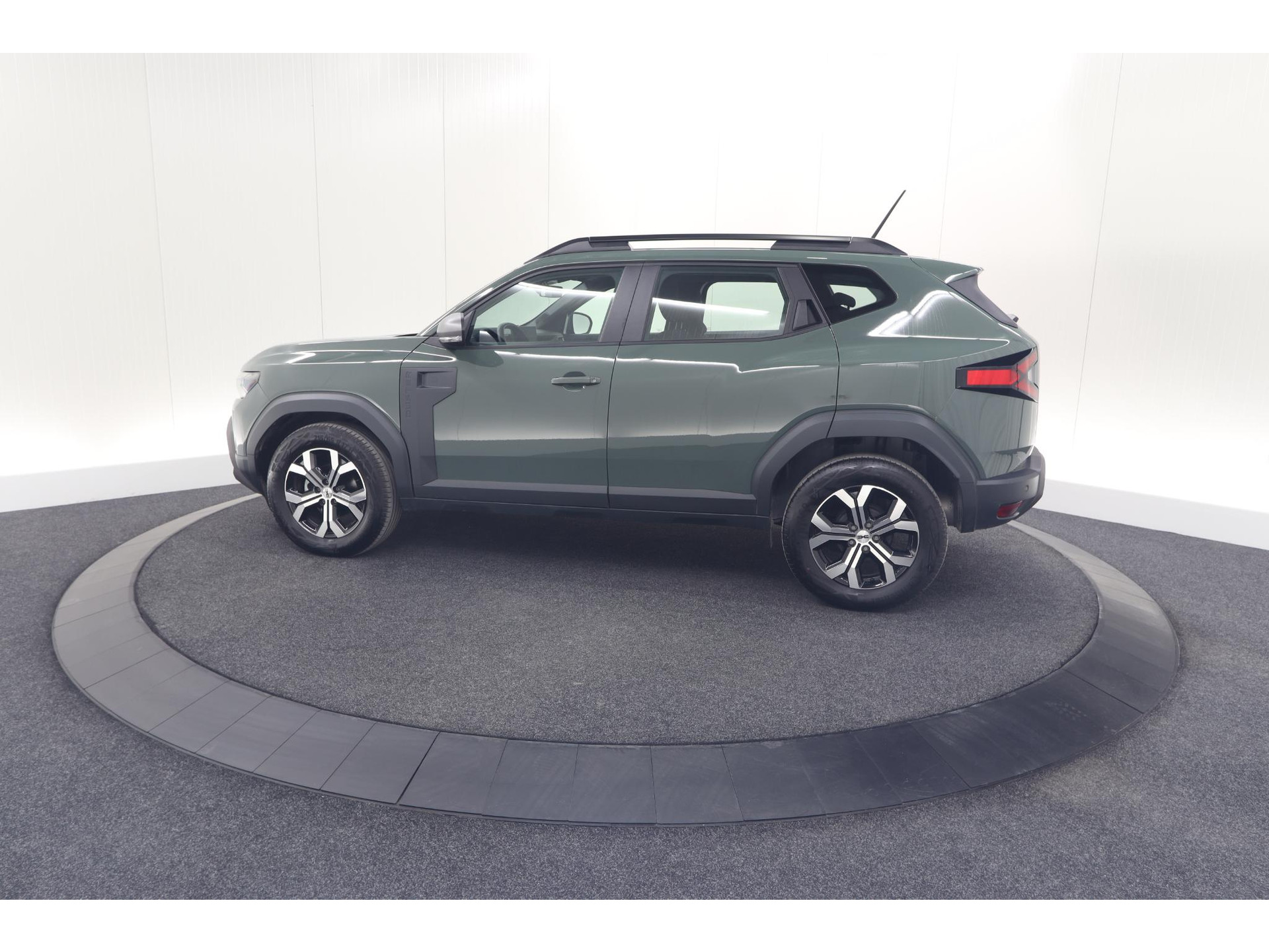 Dacia Duster Mild Hybrid 130 Expression | Camera | Stoelverwarming | Apple Carplay | Navigatie