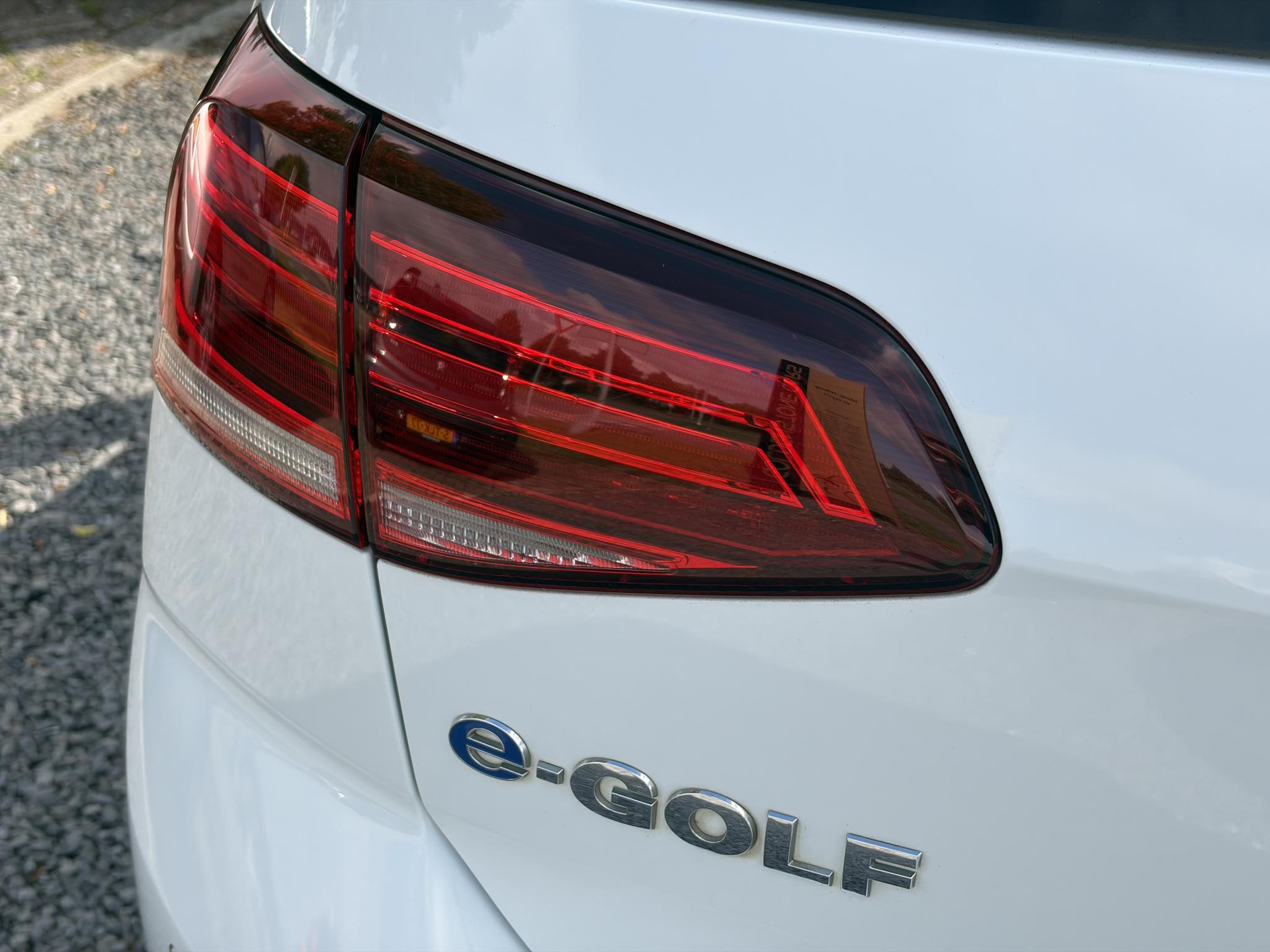 Volkswagen e-Golf ✓SOH 84,55%✓Carplay✓Navi✓LED✓Clima✓Cruise✓Pdc V+A✓Lm velgen✓N.A.P✓Apk tot 07-2027