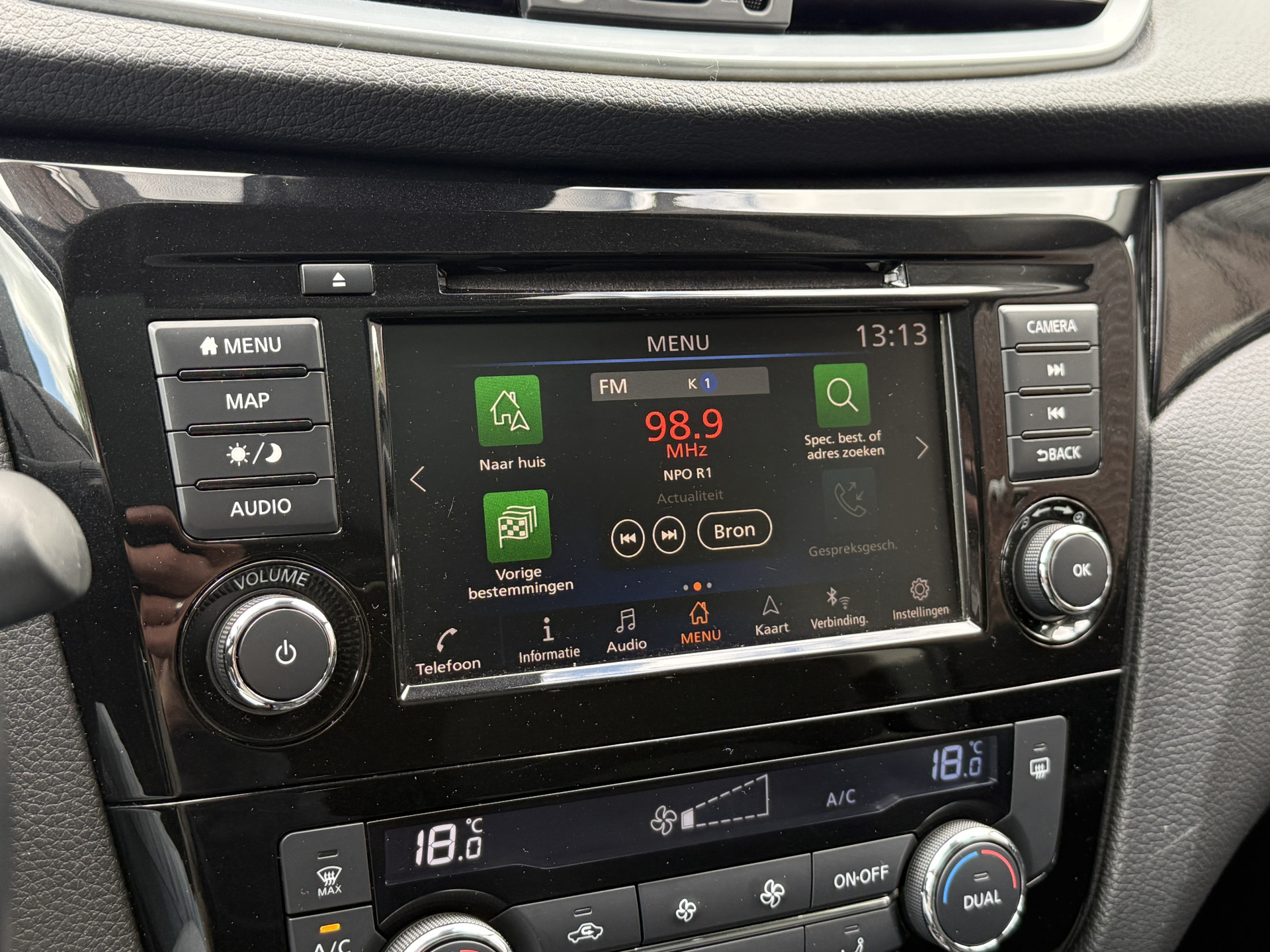Nissan Qashqai 1.3 DIG-T Design Edition | Panoramadak | Trekhaak | 360 Camera