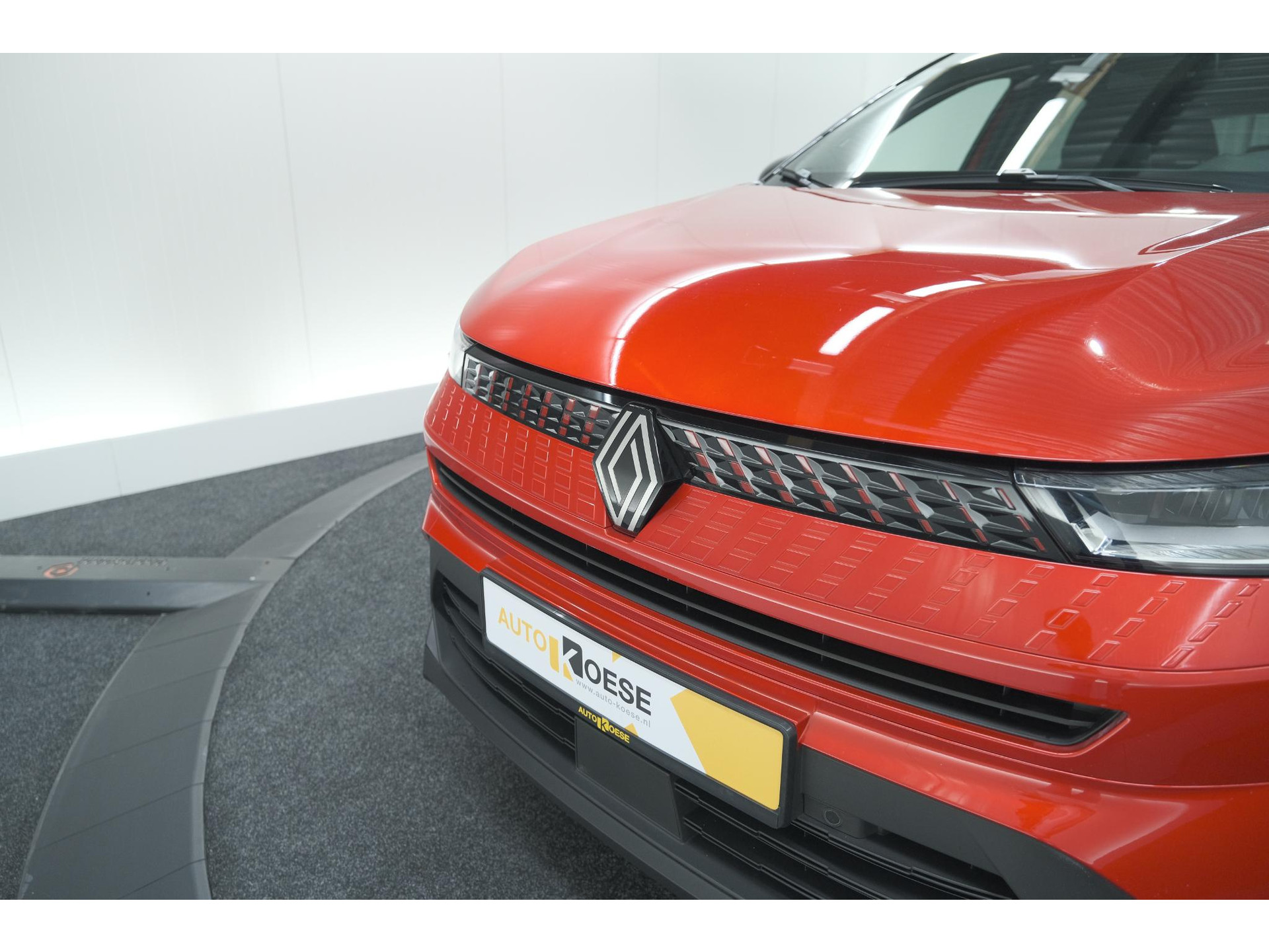 Renault Captur TCe 90 techno | Nieuw Model | Camera | Harman Kardon | Apple Carplay | Parkeersensoren | 18 Inch Lichtmetalen Velgen