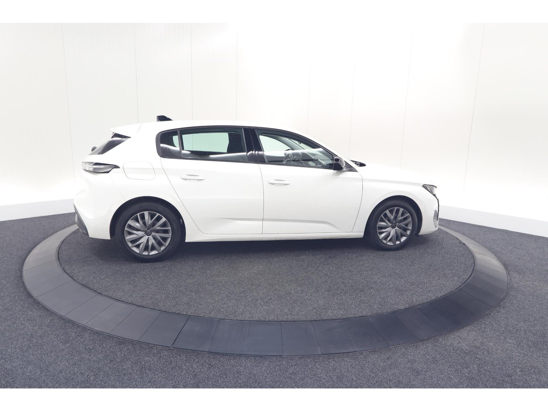 Peugeot 308 PureTech 110 Active Pack Business | Parkeersensoren | Apple Carplay | Navigatie | Cruise Control