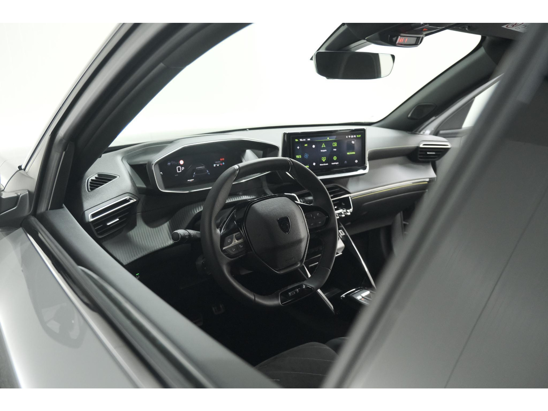 Peugeot 2008 PureTech 130 EAT8 GT | 360 Camera | Stoelmassage | Adaptieve Cruise Control | Dodehoekdetectie
