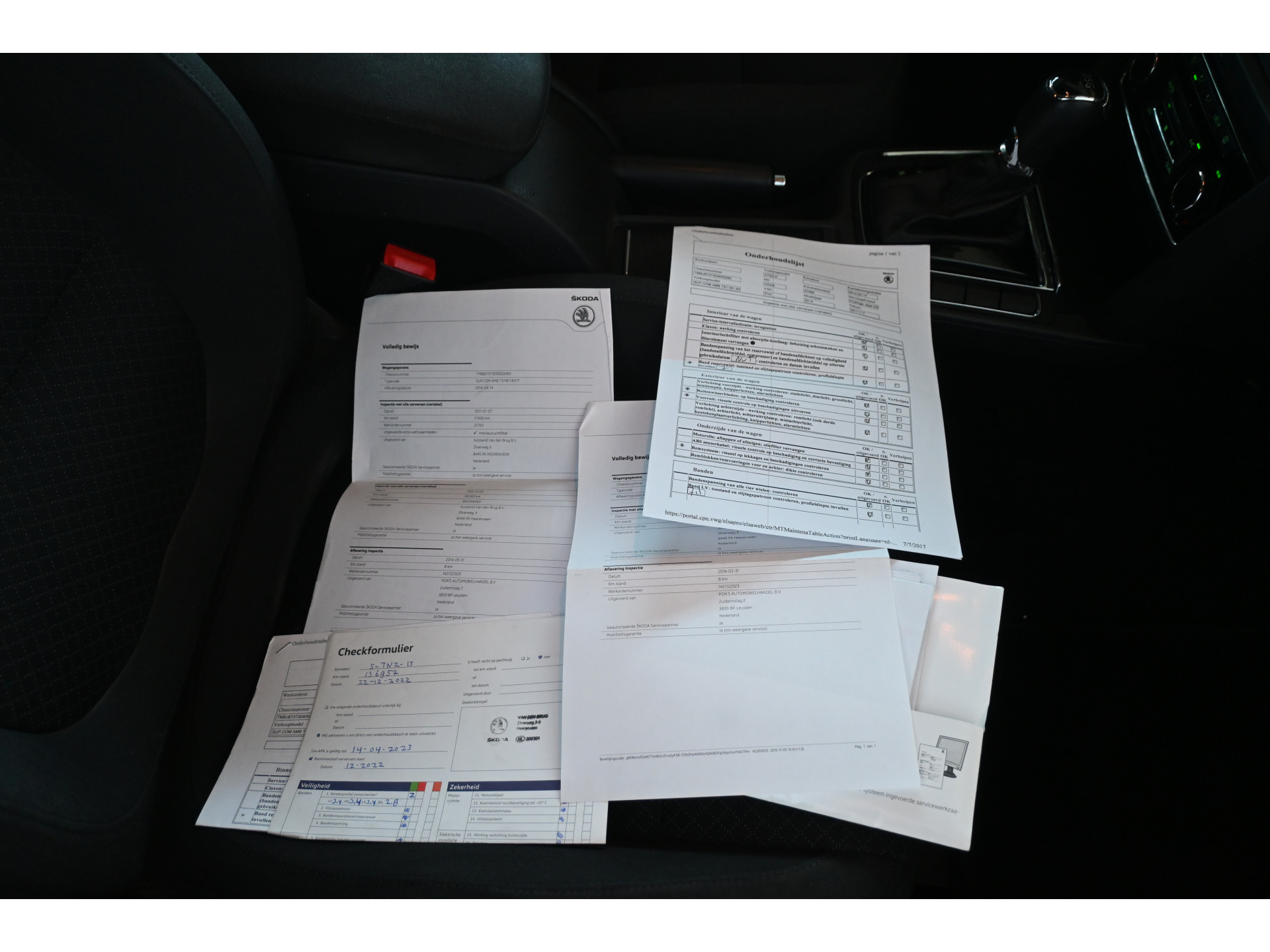 ŠKODA Superb Combi 1.8 TSI Ambition Automaat Clima Navigatie Cruise Control Trekhaak Inruil Mogelijk!