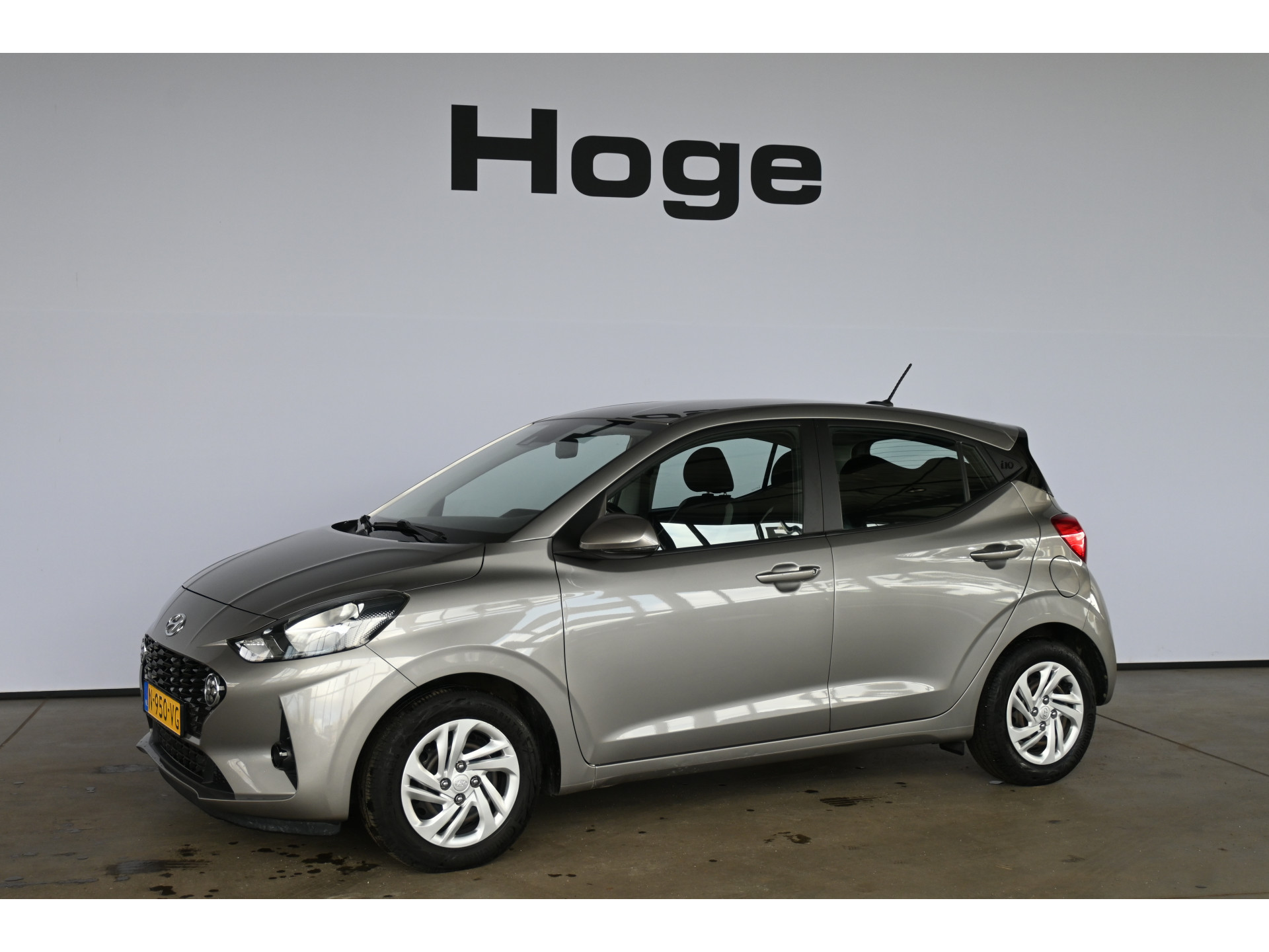 Hyundai i10 1.0 Comfort Airco Carplay Cruise Control LED 1e Eigenaar Rijklaarprijs! Inruil Mogelijk!