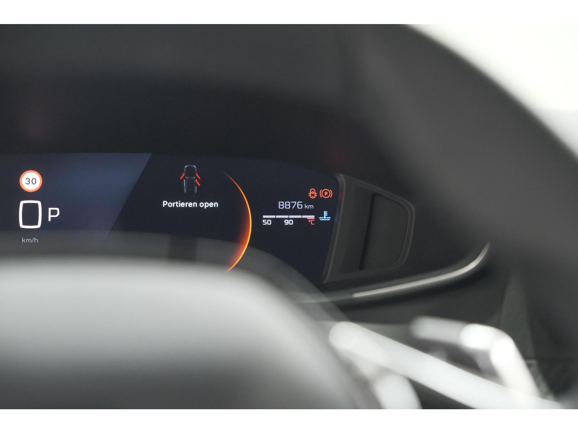 Peugeot 2008 PureTech 130 EAT8 Allure | 100% Benzine | Parkeersensoren Voor + Achter | Apple CarPlay | Climate Control