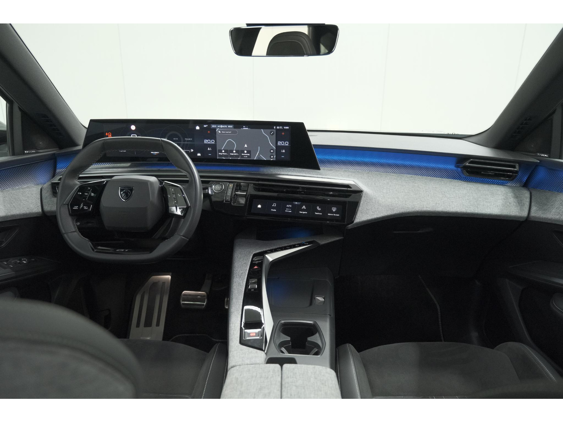 Peugeot 3008 1.2 Hybrid 136 GT | Panoramadak | FOCAL Audio | Alcantara Executive Pakket | 360 Camera | Adaptieve Cruise Control