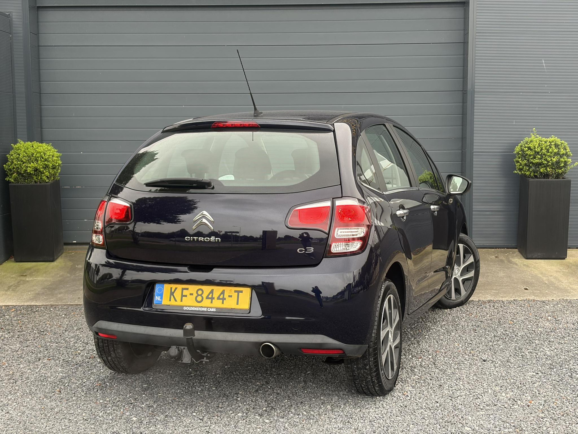 Citroen C3 1.2 PureTech Selection ✓Nieuwe D-riem✓Navi✓Carplay✓Trekhaak✓Dealer Onderhouden✓Clima✓Cruise✓5 Deurs✓Net grote beurt gehad✓N.A.P✓Apk tot 09-2027