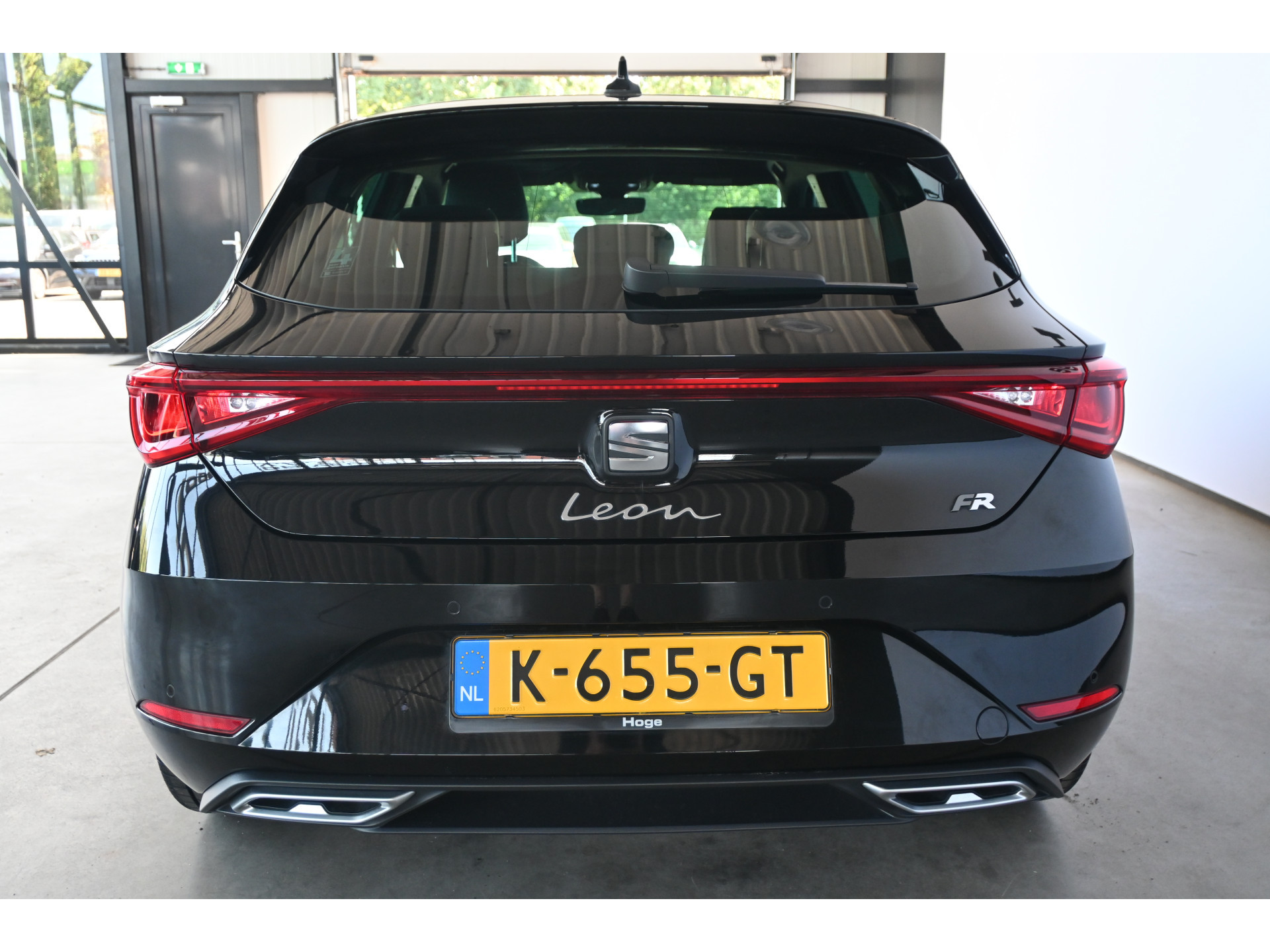 SEAT Leon 1.5 TSI FR Launch Edition Clima Navigatie Carplay Virtual LED Rijklaarprijs! Inruil Mogelijk!