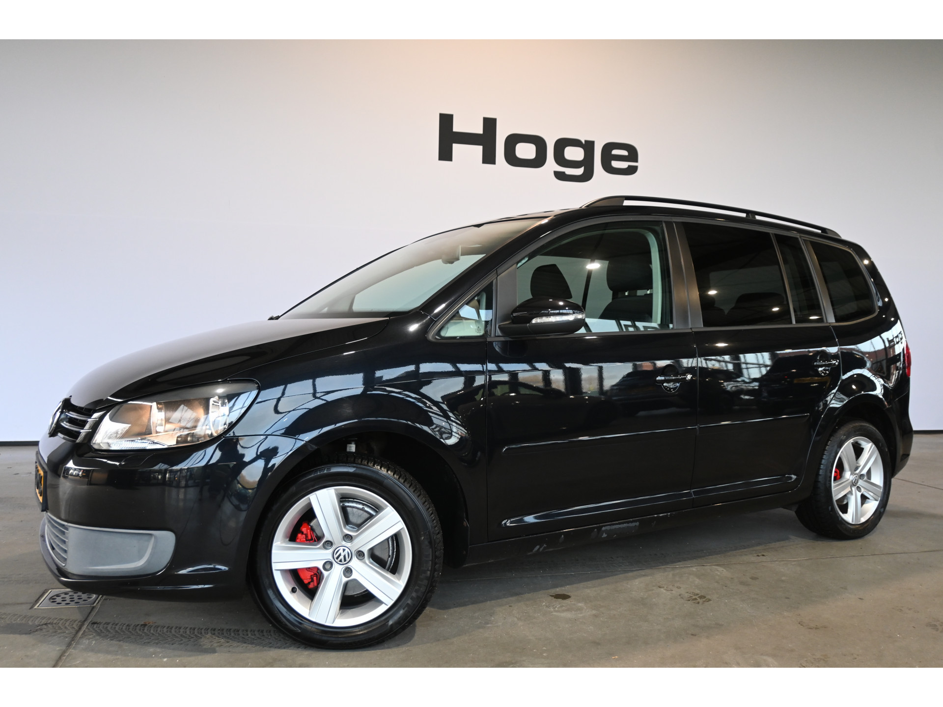 Volkswagen Touran 1.4 TSI Highline Automaat Clima Stoelverwarming Goed Onderhouden! Inruil Mogelijk!