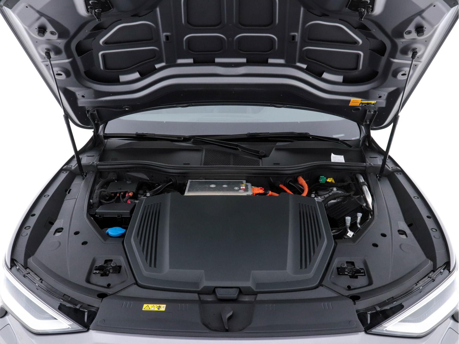 Audi e-tron 55 Quattro S-line 95 kWh [ 3-Fase ] (INCL-BTW) *PANO | FULL-LED | NAVI-FULLMAP | KEYLESS | LEATHER-ALCANTARA | AIR-SUSPENSION | CRUISE | DIGI-COCKPIT | MEMORY-PACK | SHIFT-PADDLES | HEATED-SPORTSEATS | 20"ALU*