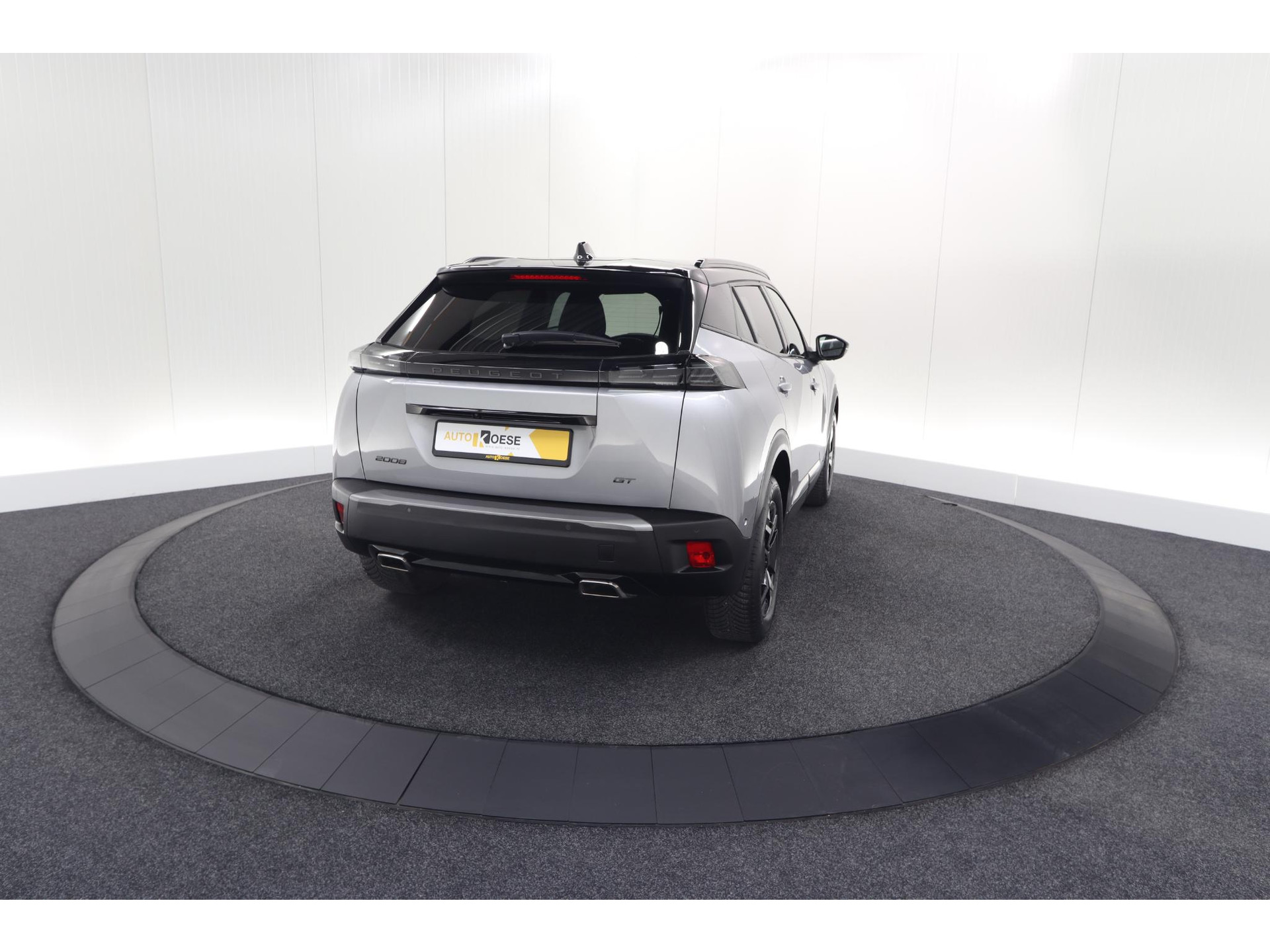 Peugeot 2008 PureTech 130 EAT8 GT | 360 Camera | Adaptieve Cruise Control | Dodehoekdetectie | Navigatie