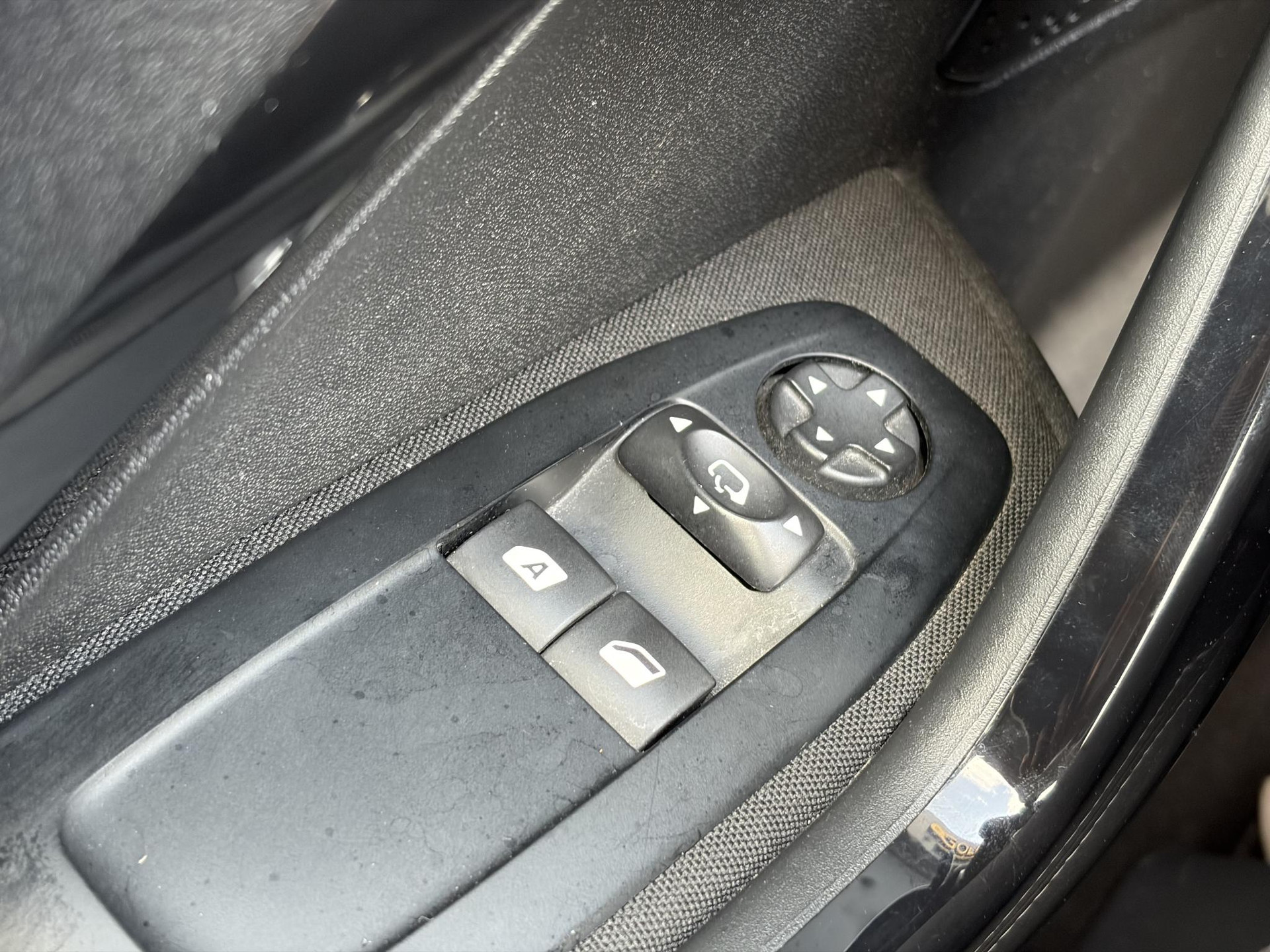Peugeot 208 1.2 PureTech Urban Soul ✓2e Eigenaar✓Navi✓Airco✓Cruise✓Pdc✓5 Deurs✓N.A.P✓Zeer Zuinig✓Apk tot 01-2027