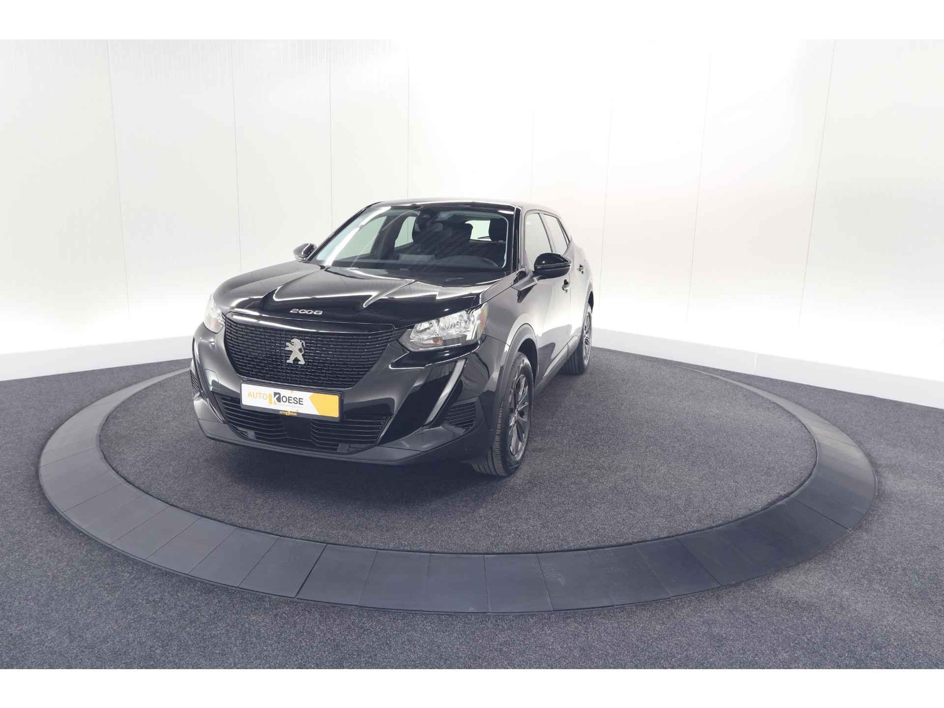 Peugeot 2008 PureTech 130 EAT8 Active | Parkeersensoren | Navigatie | Apple Carplay