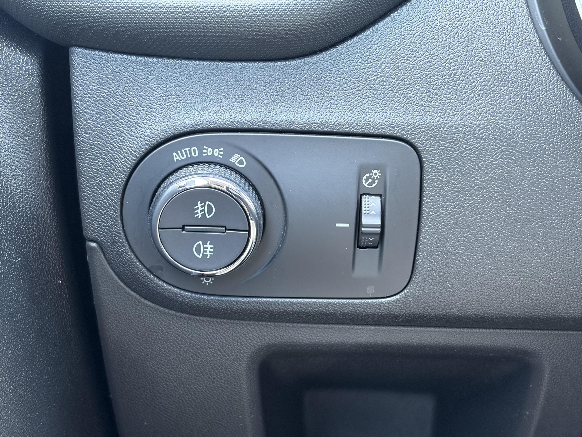 Opel Crossland X 1.2 Turbo Innovation ✓1e Eigenaar✓Dealer Onderhouden✓360° Camera✓Carplay✓Navi✓6 Bak✓110pk✓Keylss✓Halfleder✓Pdc V+A✓Lm velgen✓N.A.P✓Rijstrooksensor✓Dodehoeksensor✓Apk tot 09-2028