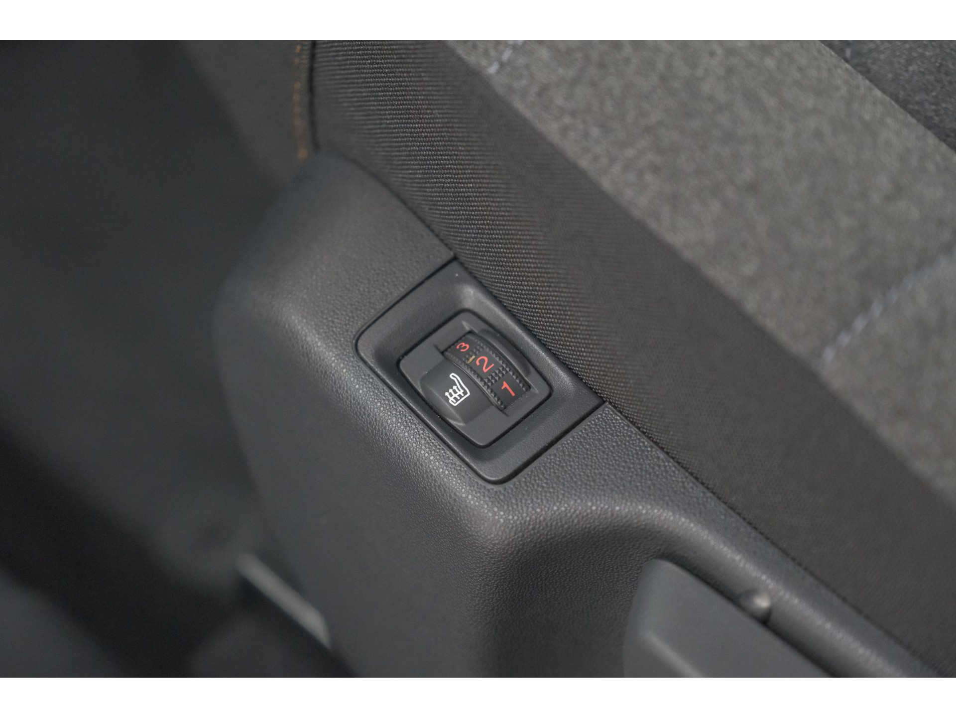 Citroen C3 PureTech 82 Max | Trekhaak | Keyless | Camera | Parkeersensoren | Navigatie | Stoelverwarming