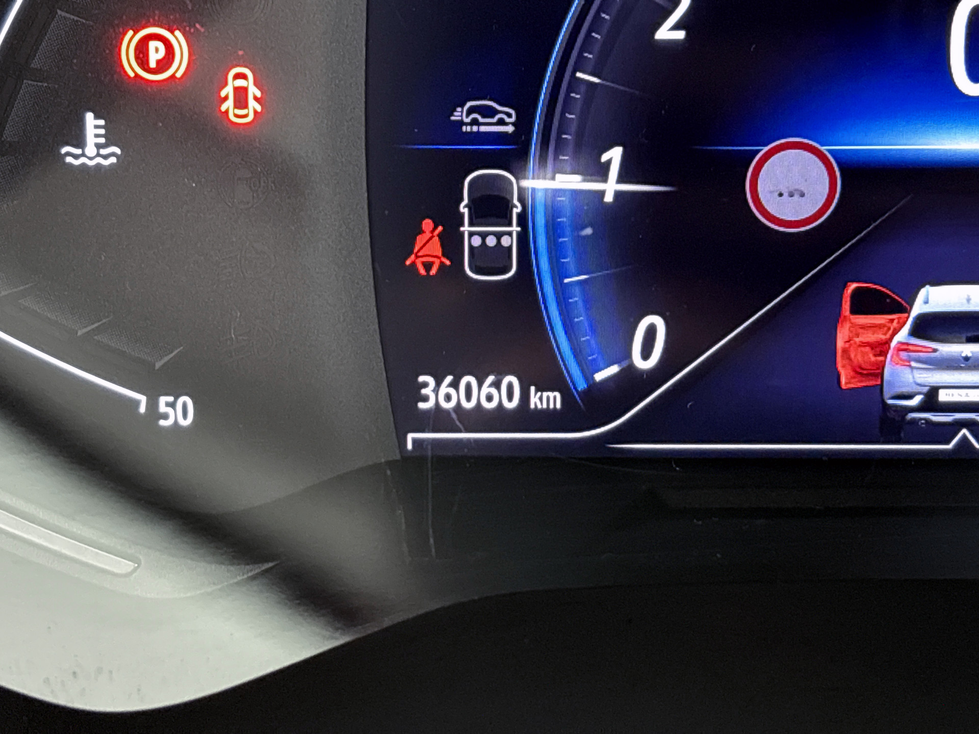 Renault Captur 1.3 TCe 140PK Zen | DEALER ONDERHOUDEN | CLIMAT CONTROL | CARPLAY | PARK. SENSOREN | LM VELGEN