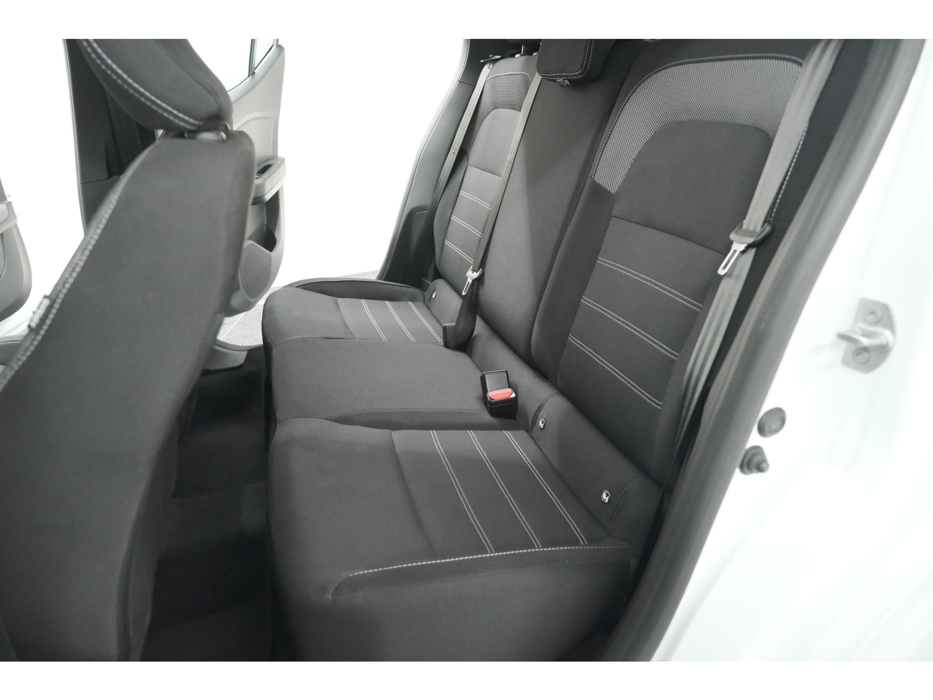 Dacia Sandero TCe 90 CVT Expression | Parkeersensoren | Apple Carplay | Cruise Control