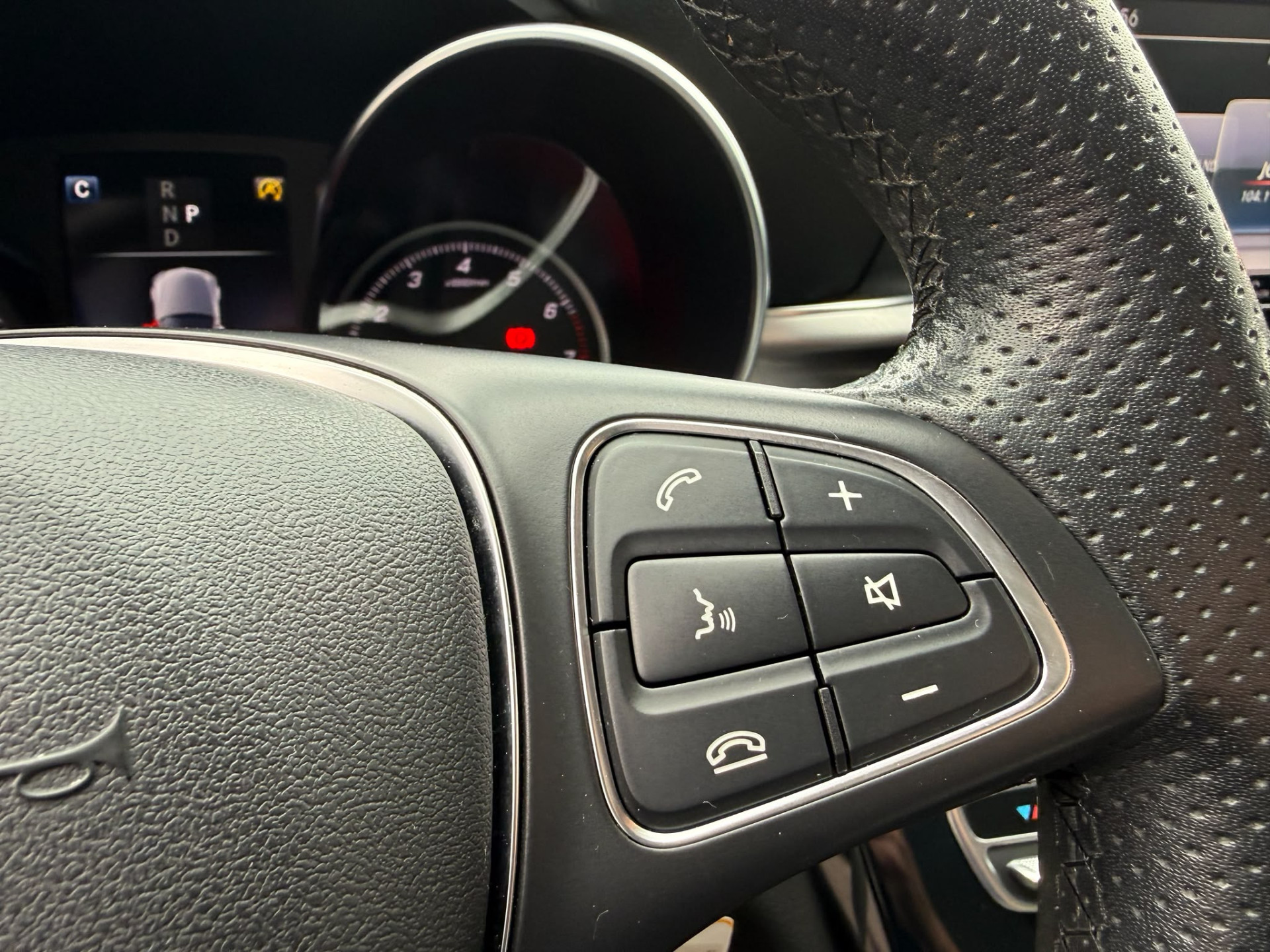 Mercedes-Benz C-klasse 200 Premium Plus | 1E EIGENAAR | 3/6/12MND GARANTIE| LED | CRUISE | SFEER | STOELVERWM. | NAVI |