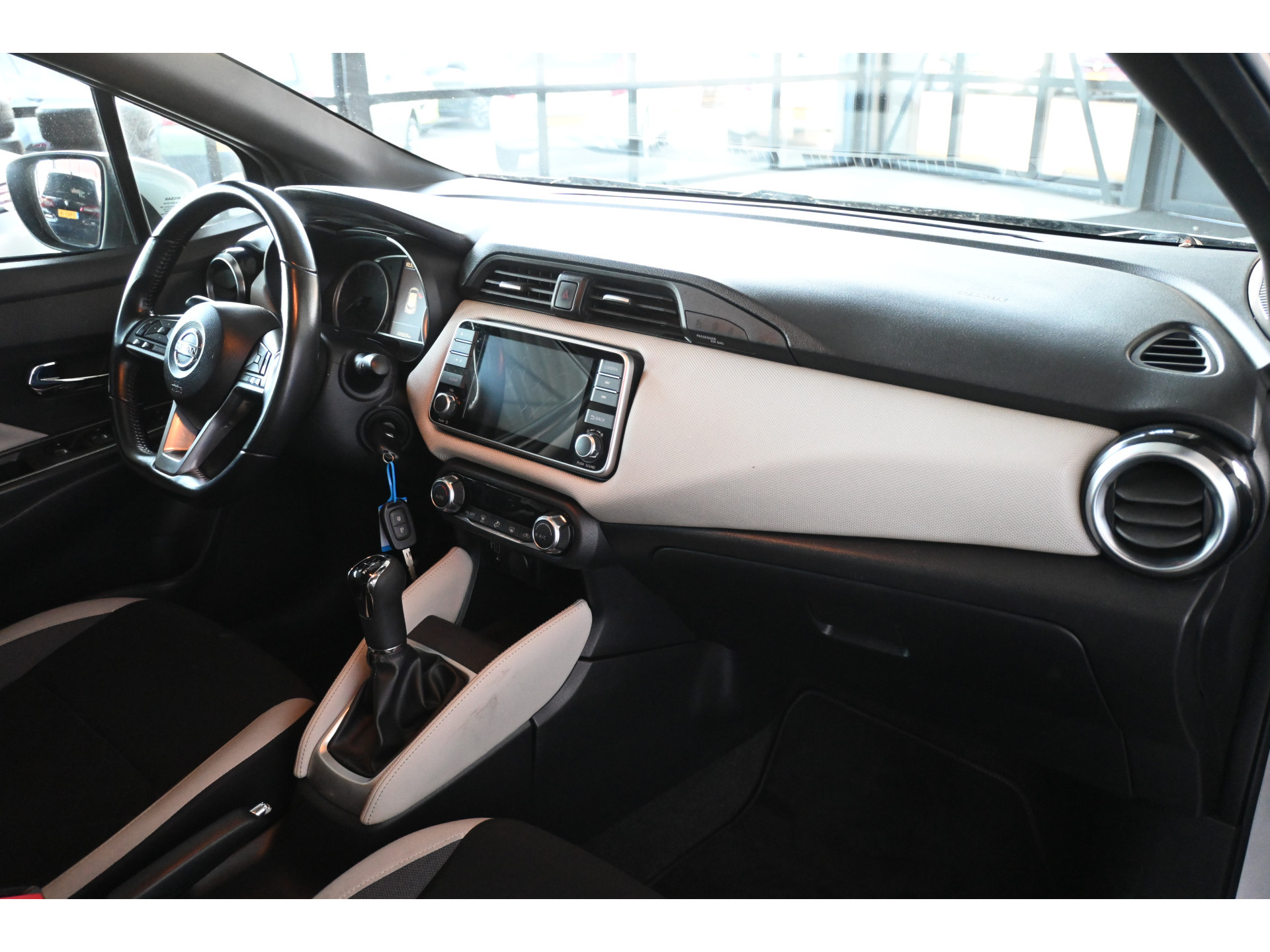 Nissan Micra 1.0 IG-T N-Connecta Clima Navigatie LED Goed Onderhouden! Inruil Mogelijk!