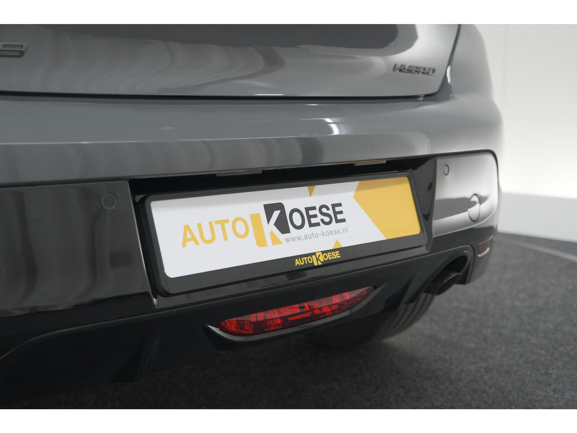 Peugeot 208 Hybrid 110 e-DCS6 Allure | Stoelverwarming | Apple Carplay | Parkeersensoren