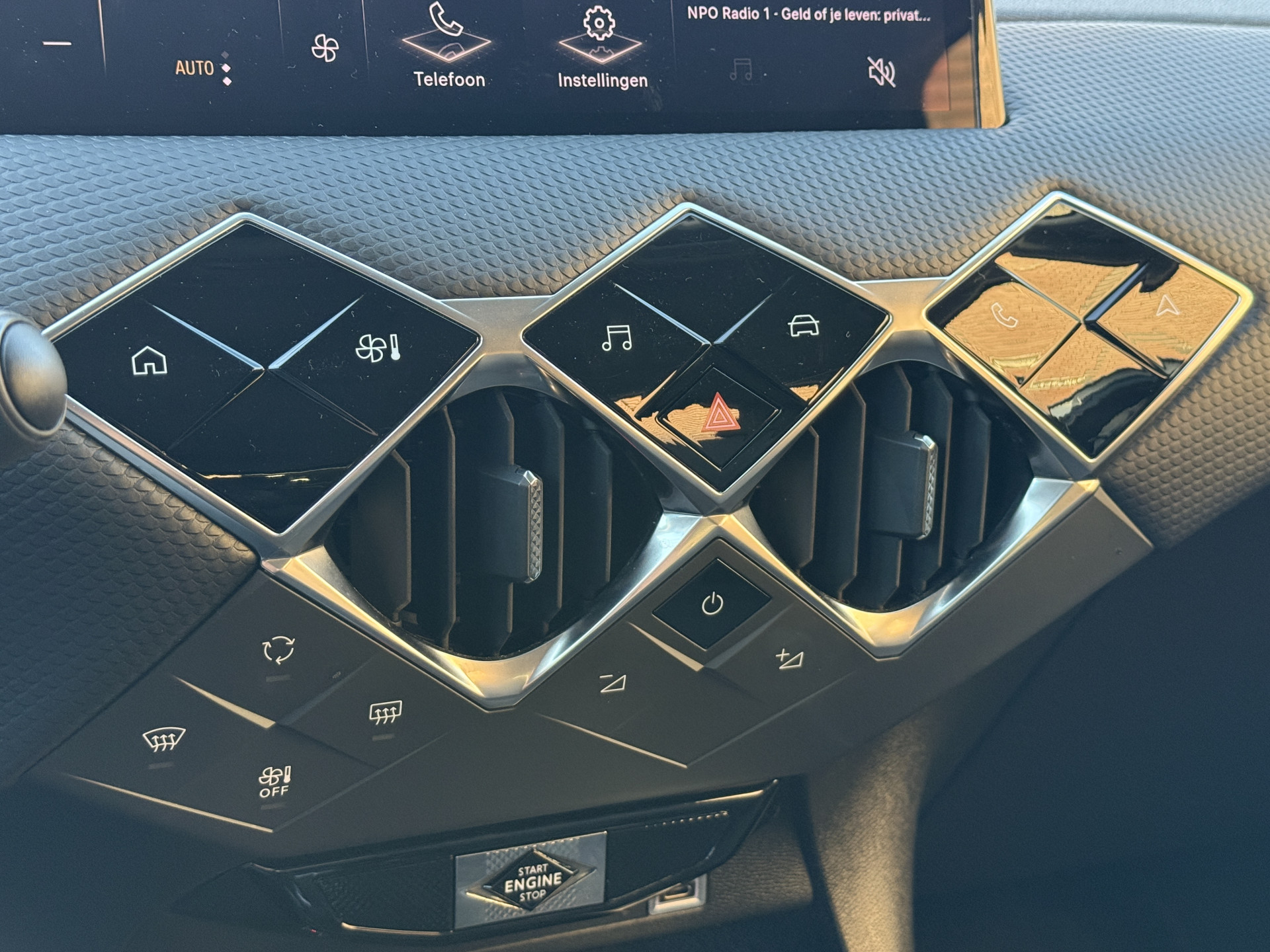 DS 3 1.2 100PK  Bastille | DAB+ | Apple Carplay | Head UP Display