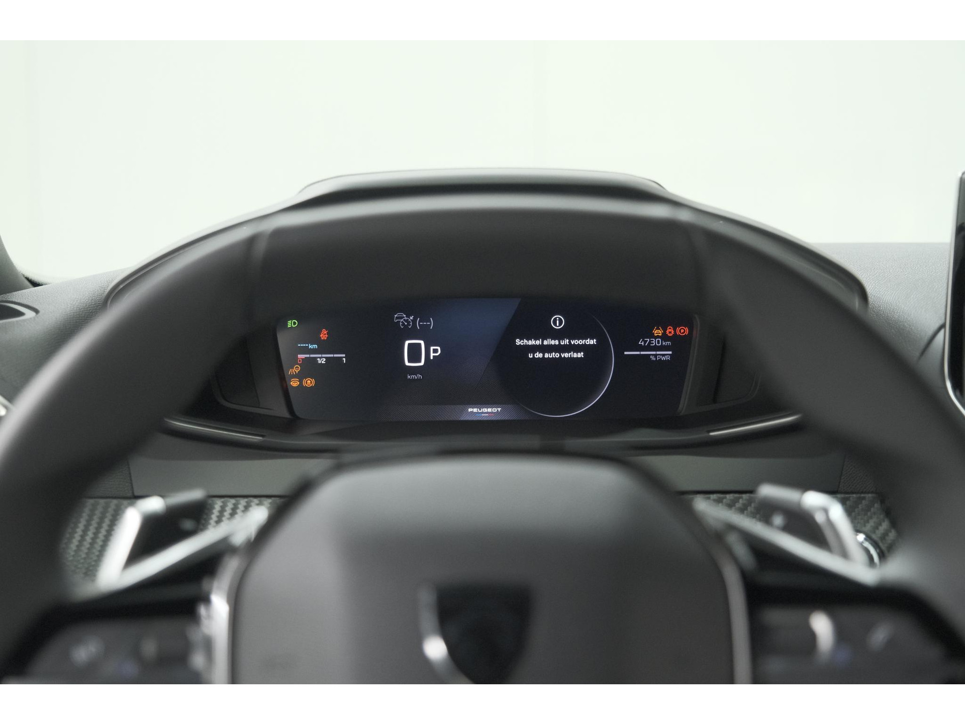 Peugeot 2008 1.2 Hybrid 145 Allure | 360 Camera | Adaptieve Cruise Control | Dodehoekdetectie | Apple Carplay