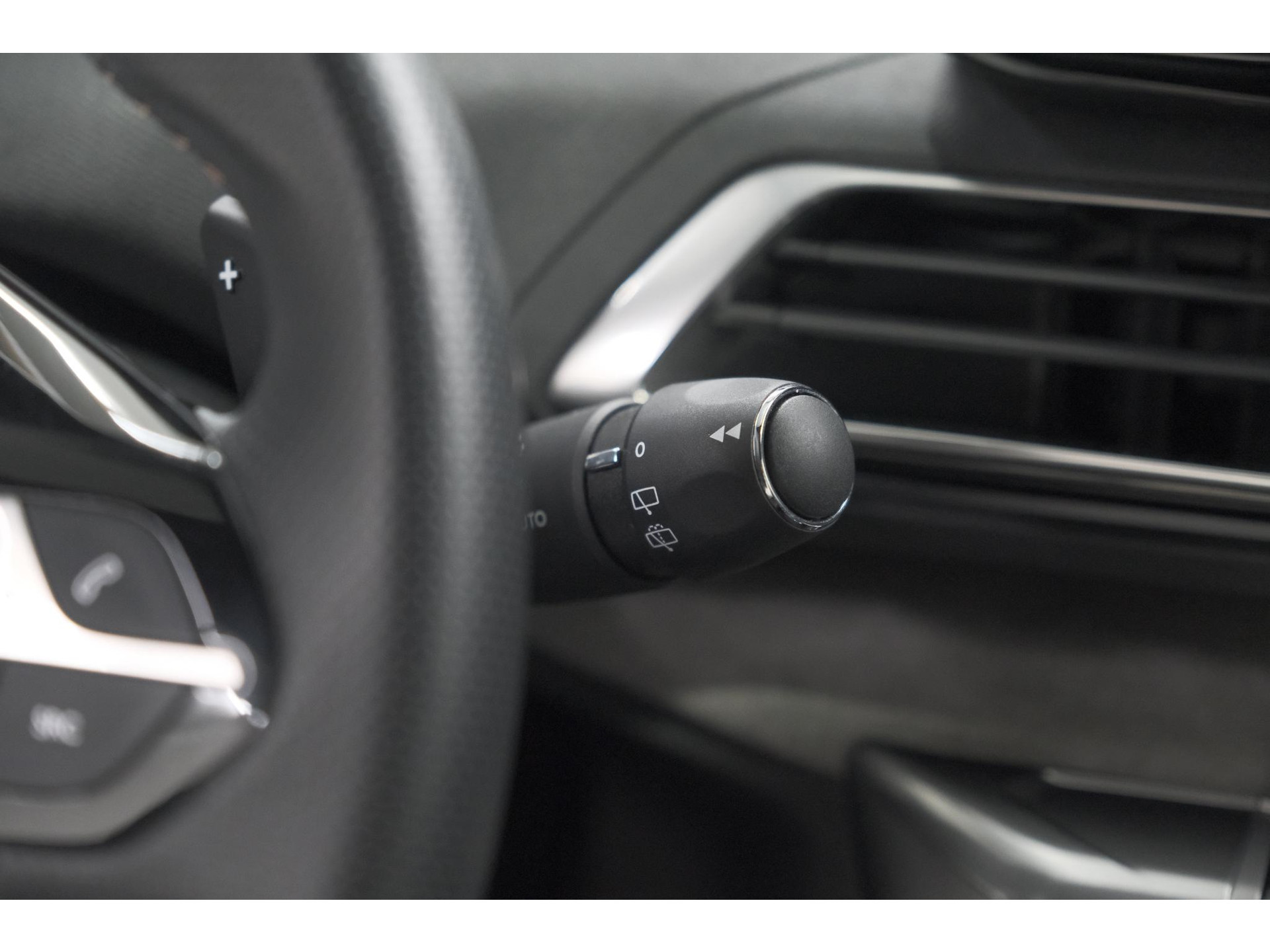Peugeot 3008 PureTech 130 EAT8 GT Black Pack | Camera | Adaptieve Cruise Control | Elektronische Kofferklep | Apple Carplay