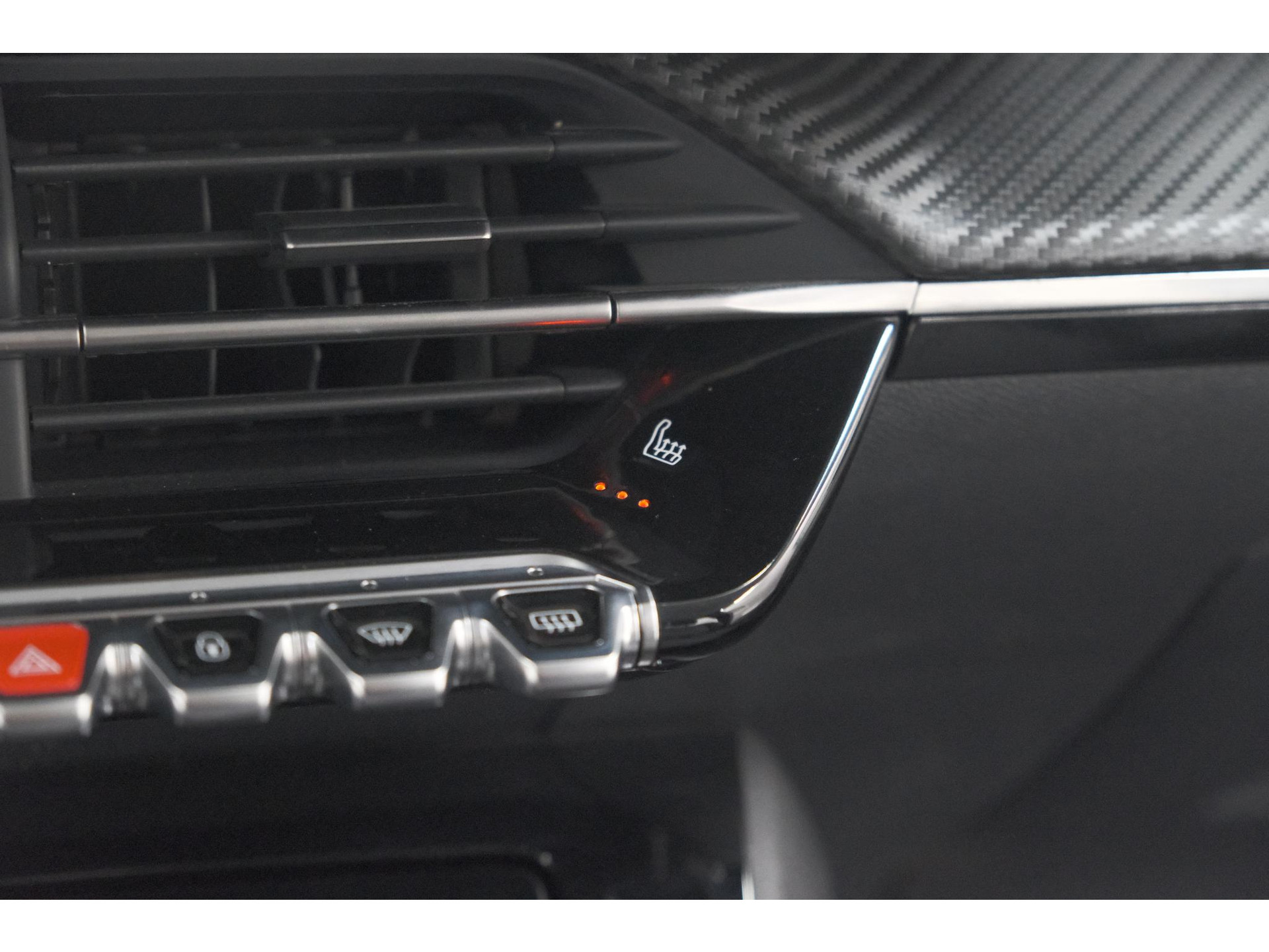 Peugeot 208 PureTech 100 Allure Pack | Camera | Apple Carplay | Stoelverwarming | Parkeersensoren