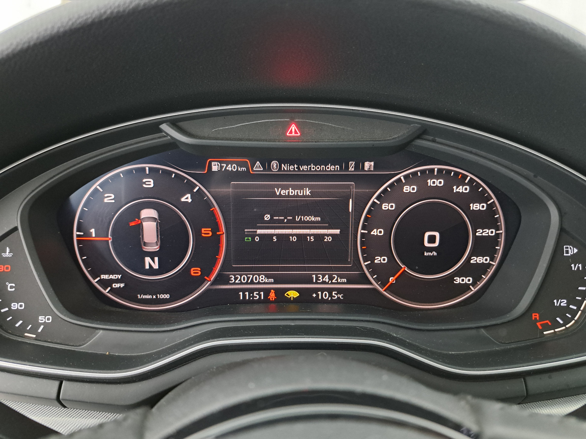 Audi A4 Avant 2.0 TDI Ultra Sport Pro Line S (INCL-BTW) Aut. *DIGI-COCKPIT | FULL-LED | NAVI-FULLMAP | HEATED-SPORTSEATS | ECC | KEYLESS | SHIFTPADDLES | CRUISE | TOWBAR | 17"ALU*