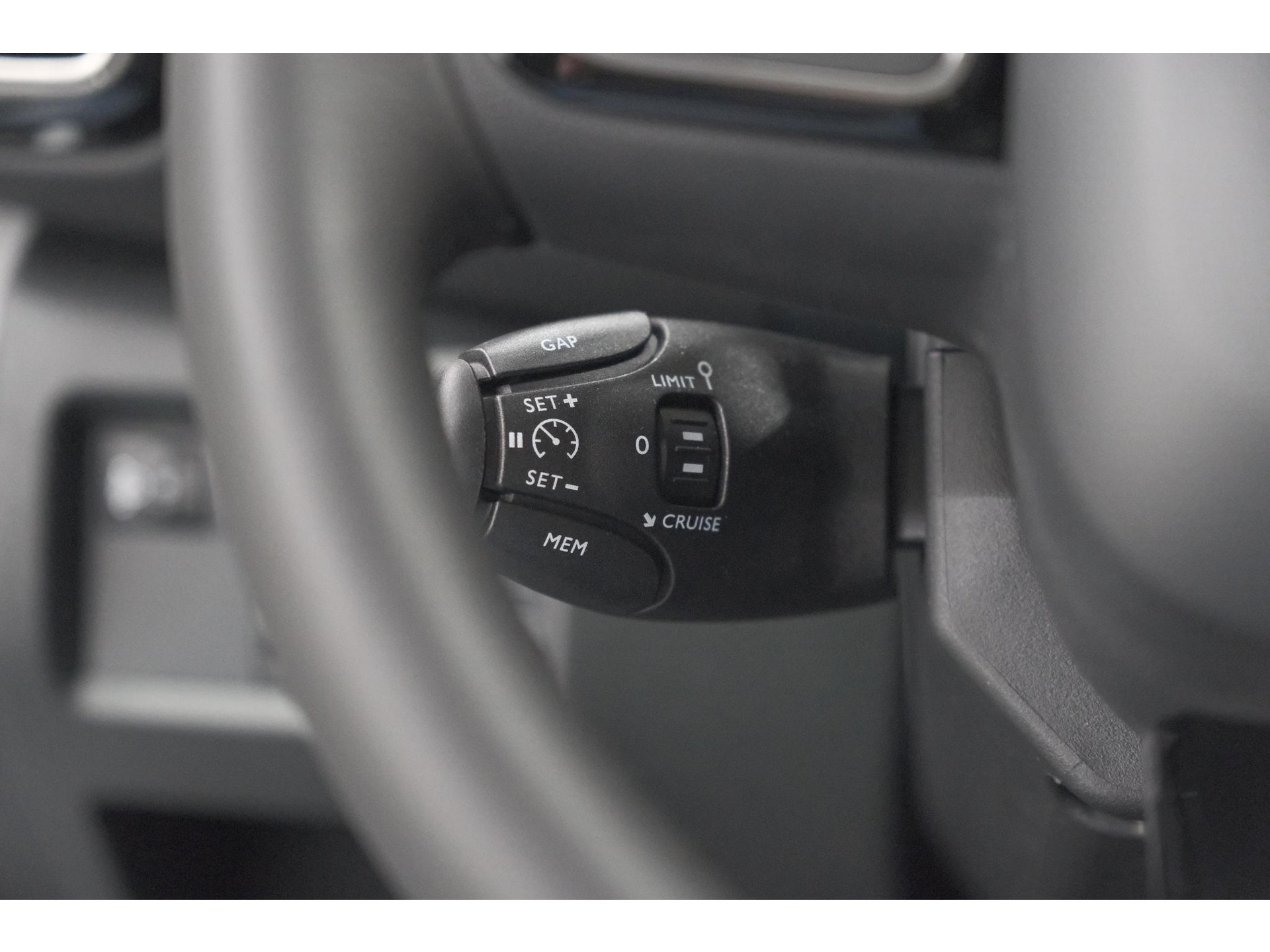 Citroen C5 Aircross 1.2 Hybrid 145pk Max | Camera | Adaptieve Cruise Control | Dodehoekdetectie