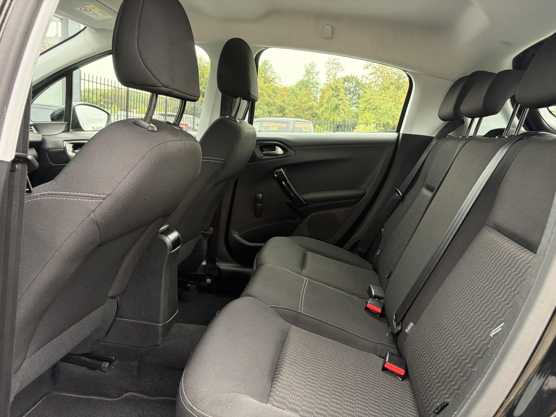 Peugeot 208 1.2 PureTech Blue Lion ✓2e Eigenaar✓Navi✓Carplay✓Airco✓Cruise✓Pdc✓5 Deurs✓N.A.P✓Zeer Zuinig✓Weinig Km✓Apk tot 10-2027