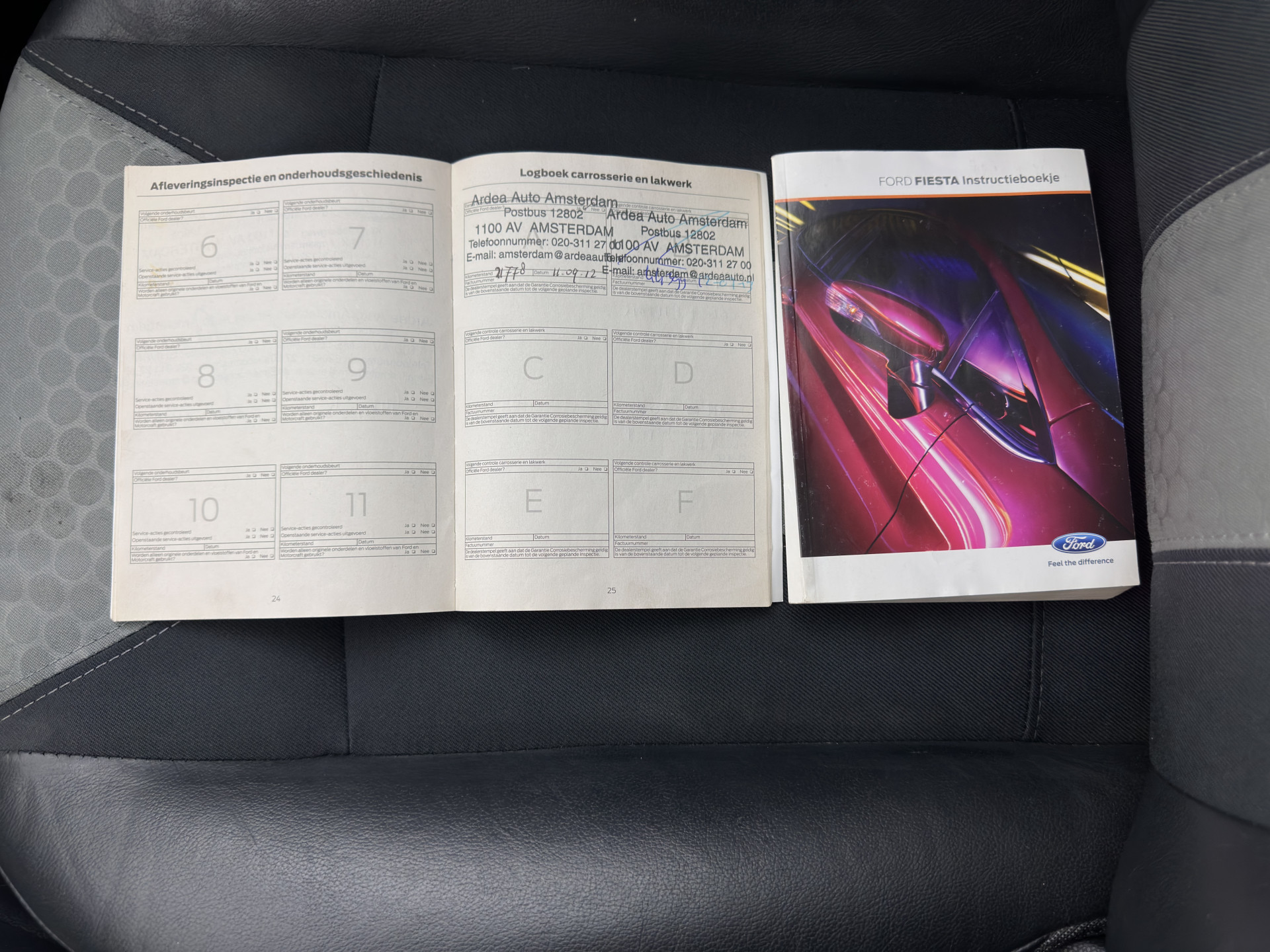 Ford Fiesta 1.6 TDCi ECOnetic Titanium *LEATHER-FABRIC | NAVI-FULLMAP | HEATED-COMFORTSEATS | ECC | PDC | CRUISE | PRIVACY-GLASS | 14''ALU*