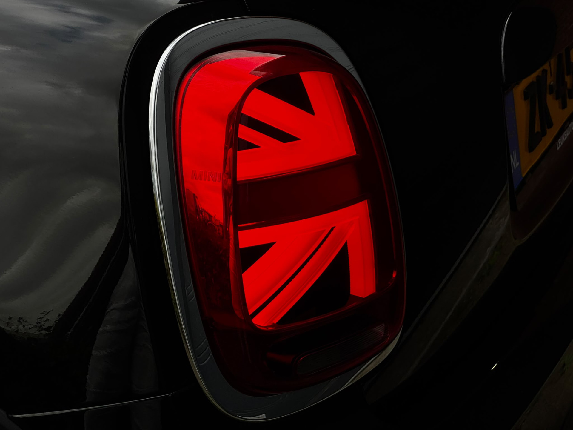 MINI 3-Deurs 1.5 Cooper 136PK Chili Apple-Carplay Leer LED