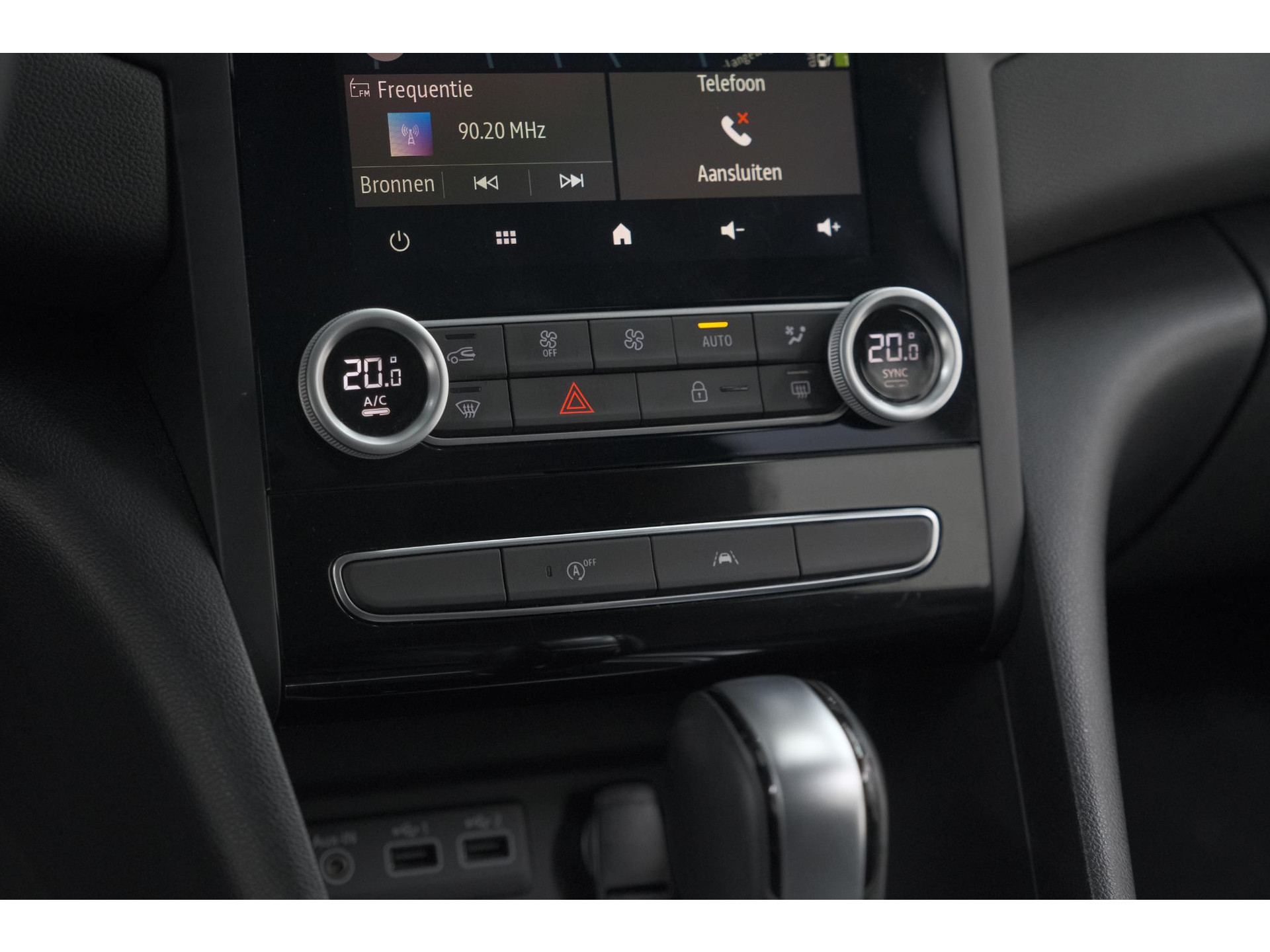 Renault Mégane Estate TCe 140 EDC Techno | Trekhaak | Camera | Navigatie | 9.3 Inch Groot Scherm