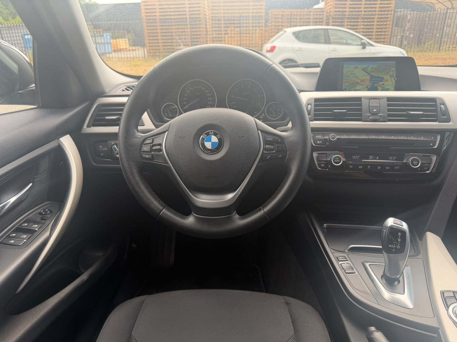 BMW 3-serie Touring 318i Centennial Executive | 3/6 OF 12 MND GARANTIE | NAVI | CLIMA | CRUISE | GOED ONDERHOUDEN |