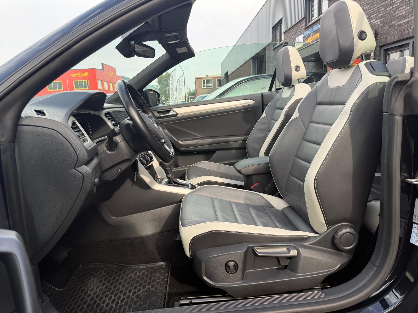 Volkswagen T-Roc Cabrio 1.5 TSI Style | 2E EIGENAAR | 3/6/12 MND GARANTIE | AUTOMAAT | DIGITAL DASH | ACC | LED | CARPLAY | DAB | STOEL/STUUR VERW. |