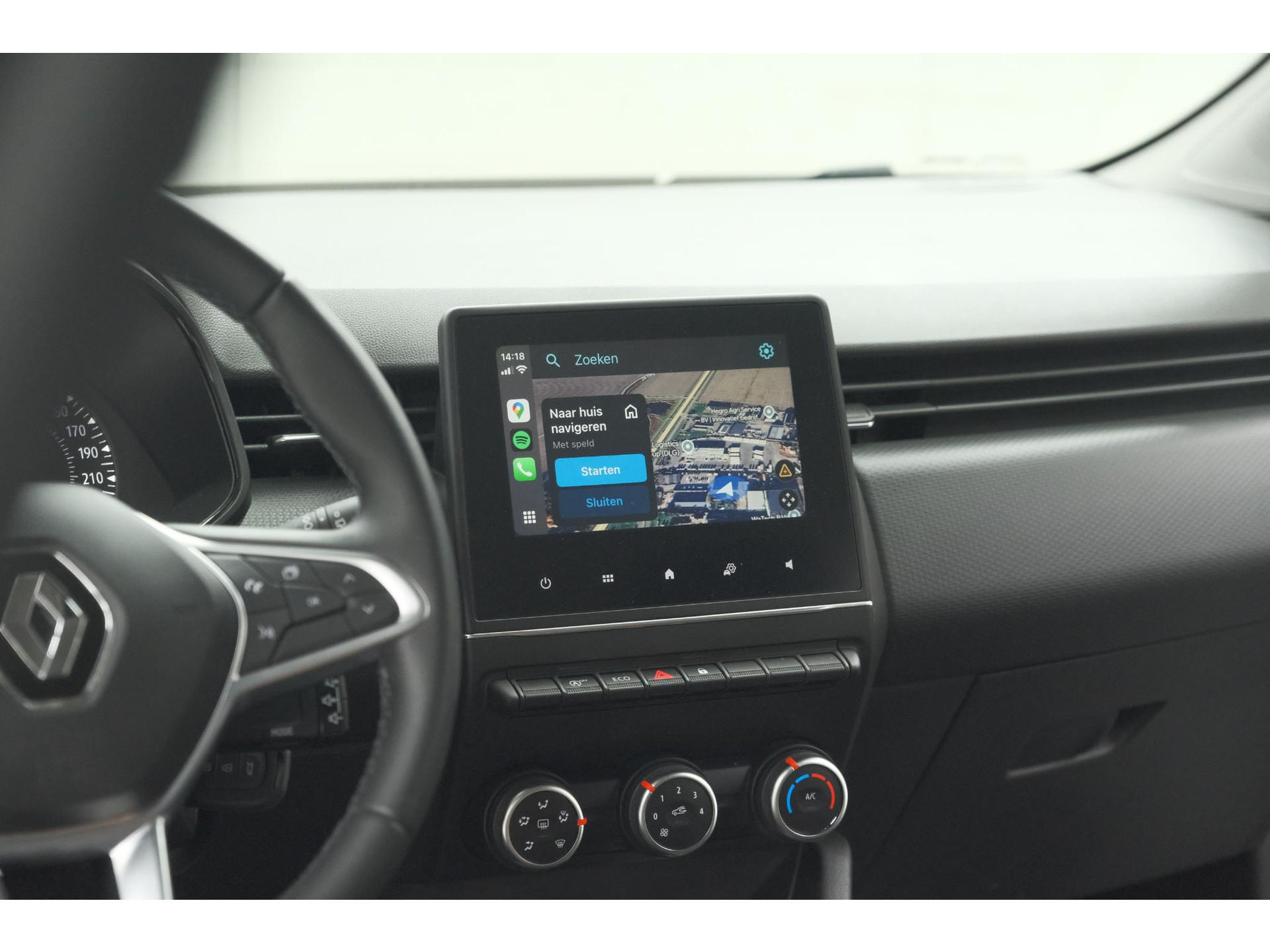 Renault Clio TCe 90 Equilibre | Parkeersensoren | Apple Carplay | Cruise Control