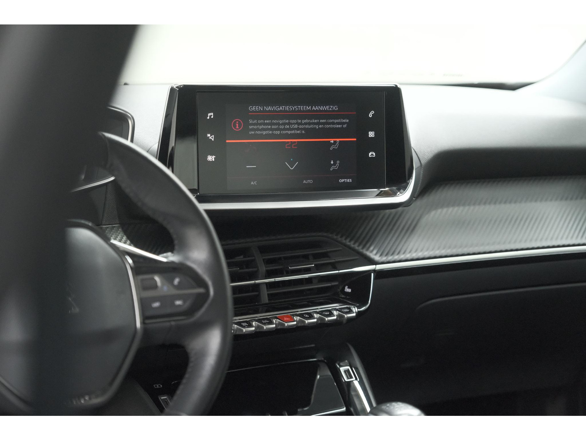 Peugeot 2008 PureTech 130 Allure | Camera | Stoelverwarming | Apple Carplay | Parkeersensoren voor + Achter