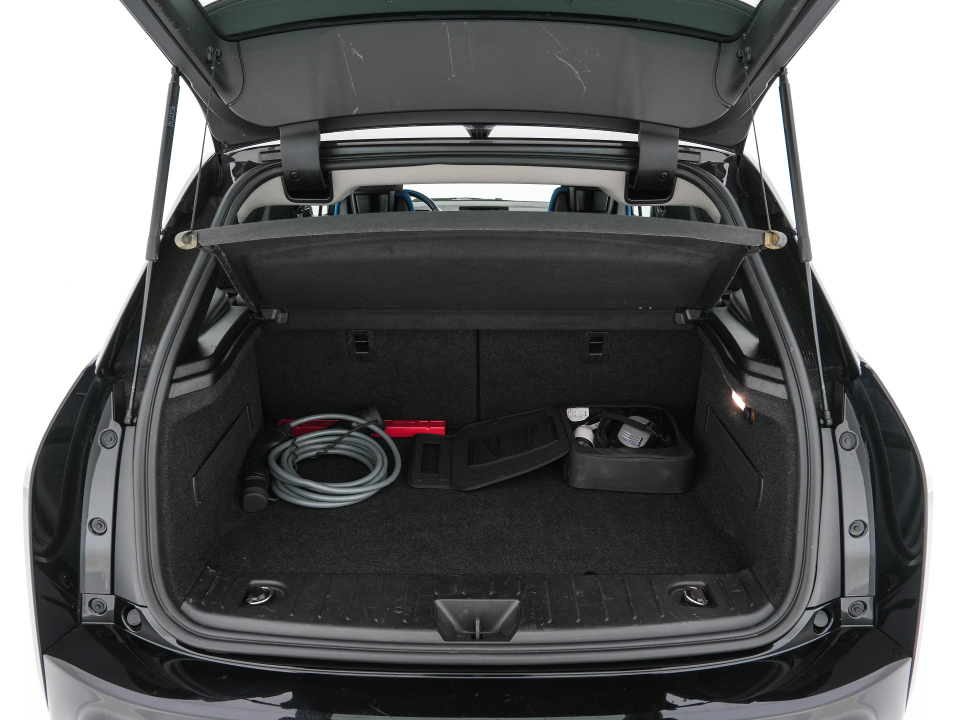 BMW i3 Basis 120Ah Sport 42 kWh [ 3-Fase-11kW ] {SOH-100%} (INCL-BTW) *HEATPUMP | FULL-LED | NAVI-FULLMAP | KEYLESS | COMFORTSEATS | ECC | CCS-FASTLOADER | PDC | DIGI-COCKPIT | CRUISE | 20''ALU*