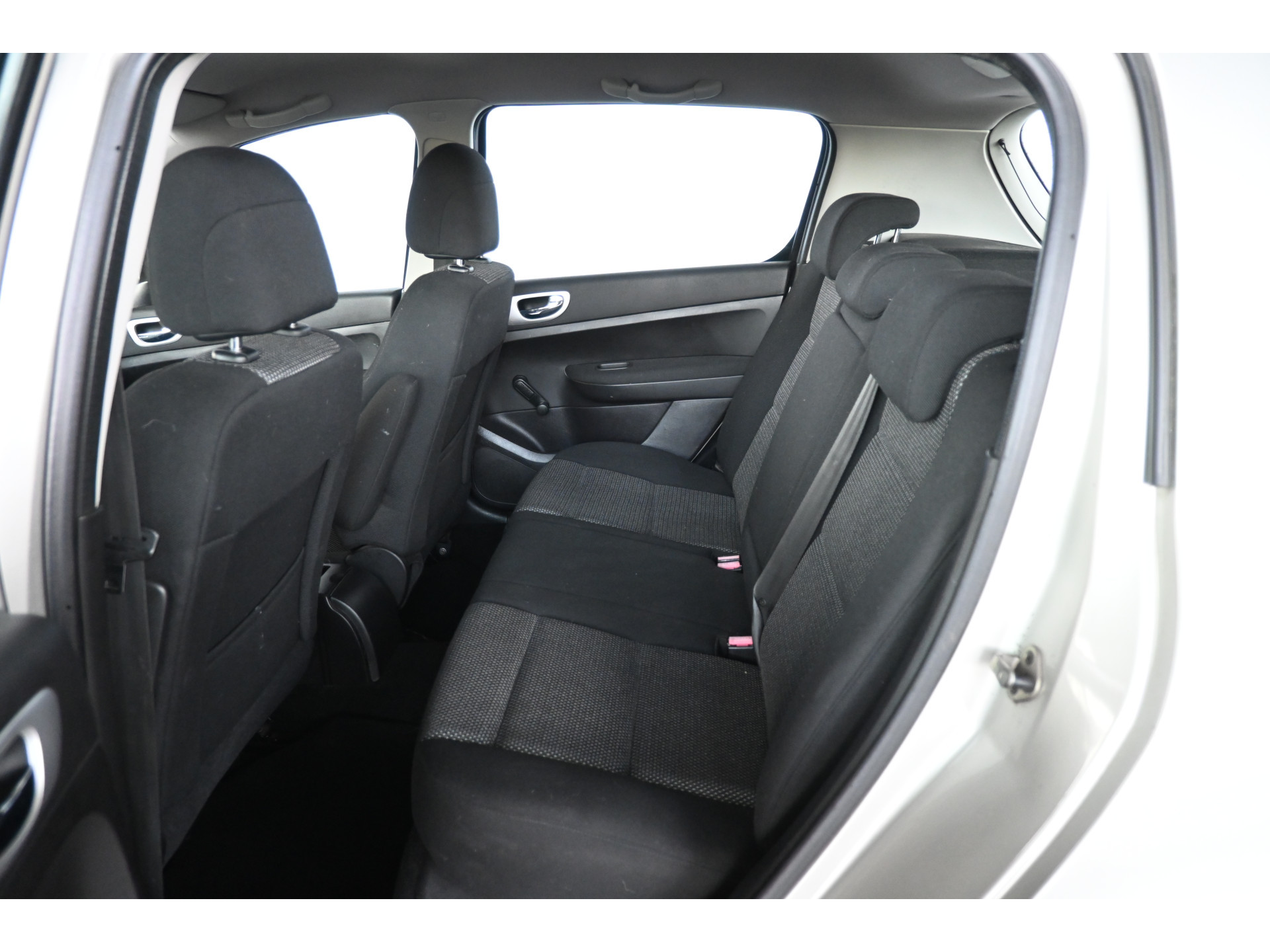 Peugeot 307 1.4-16V Premium Clima Cruise Control Trekhaak Nieuwe APK! Inruil Mogelijk!