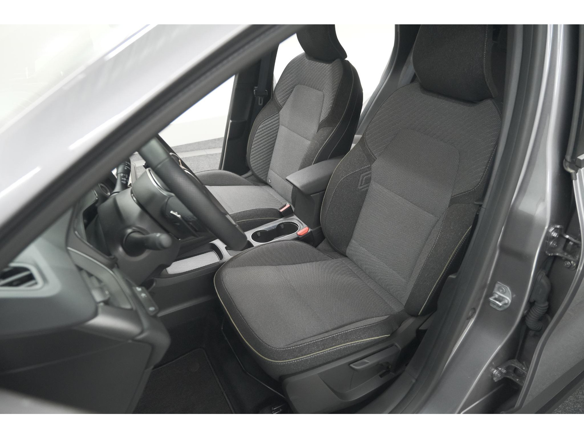 Renault Captur Mild Hybrid 160 EDC Techno | Pack Winter | Camera | Adaptieve Cruise Control | Apple Carplay