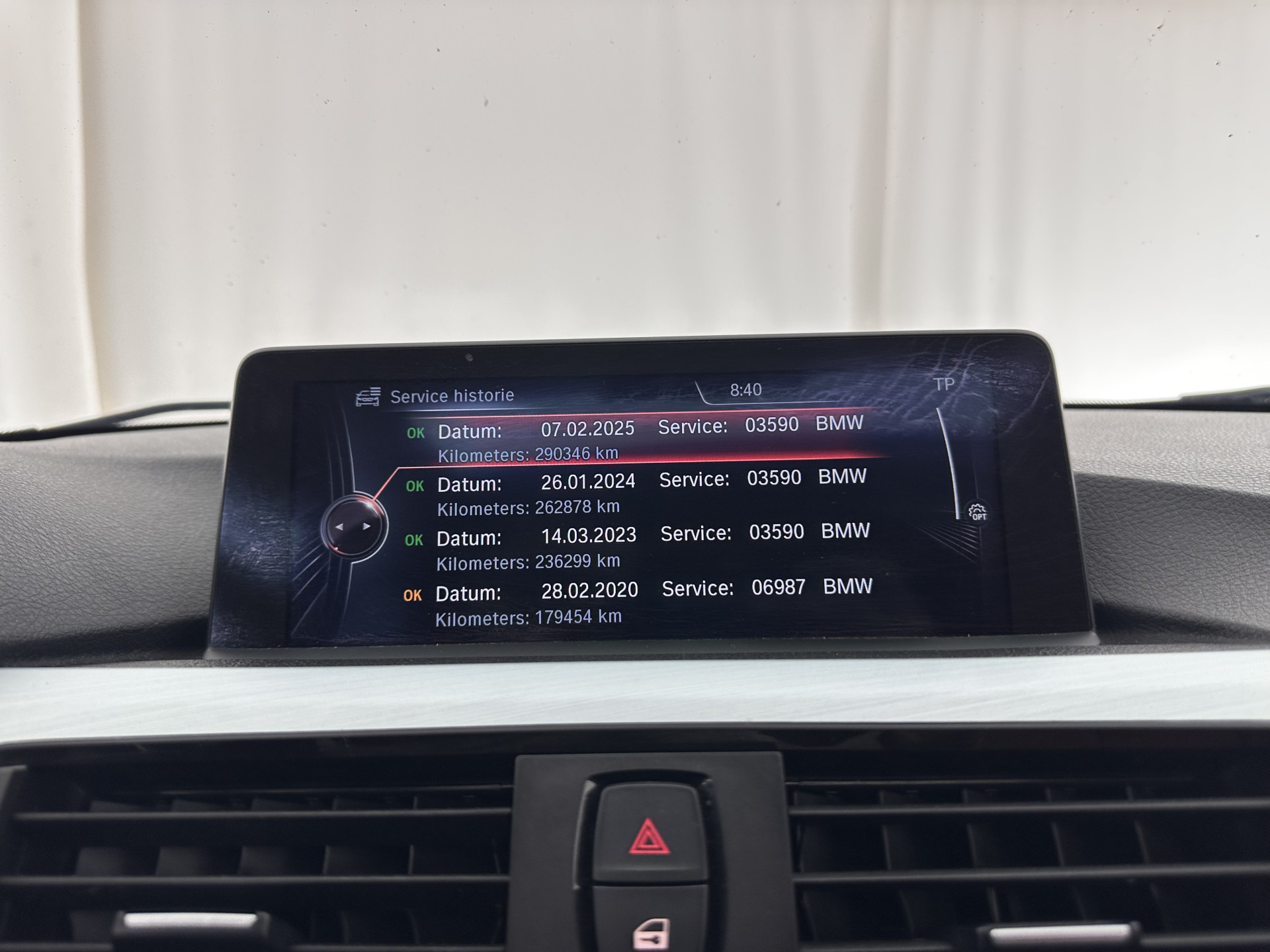 BMW 3-serie 328i High Executive M-Sport-Pack Aut *PANO | LEATHER | BI-XENON | HEATED-SPORTSEATS | SHIFT-PADDLES | HIFI-SOUND | MEMORY-PACK | KEYLESS | NAVI-FULLMAP | ECC | PRIVACY-GLASS | PDC | CRUISE | 19''ALU*