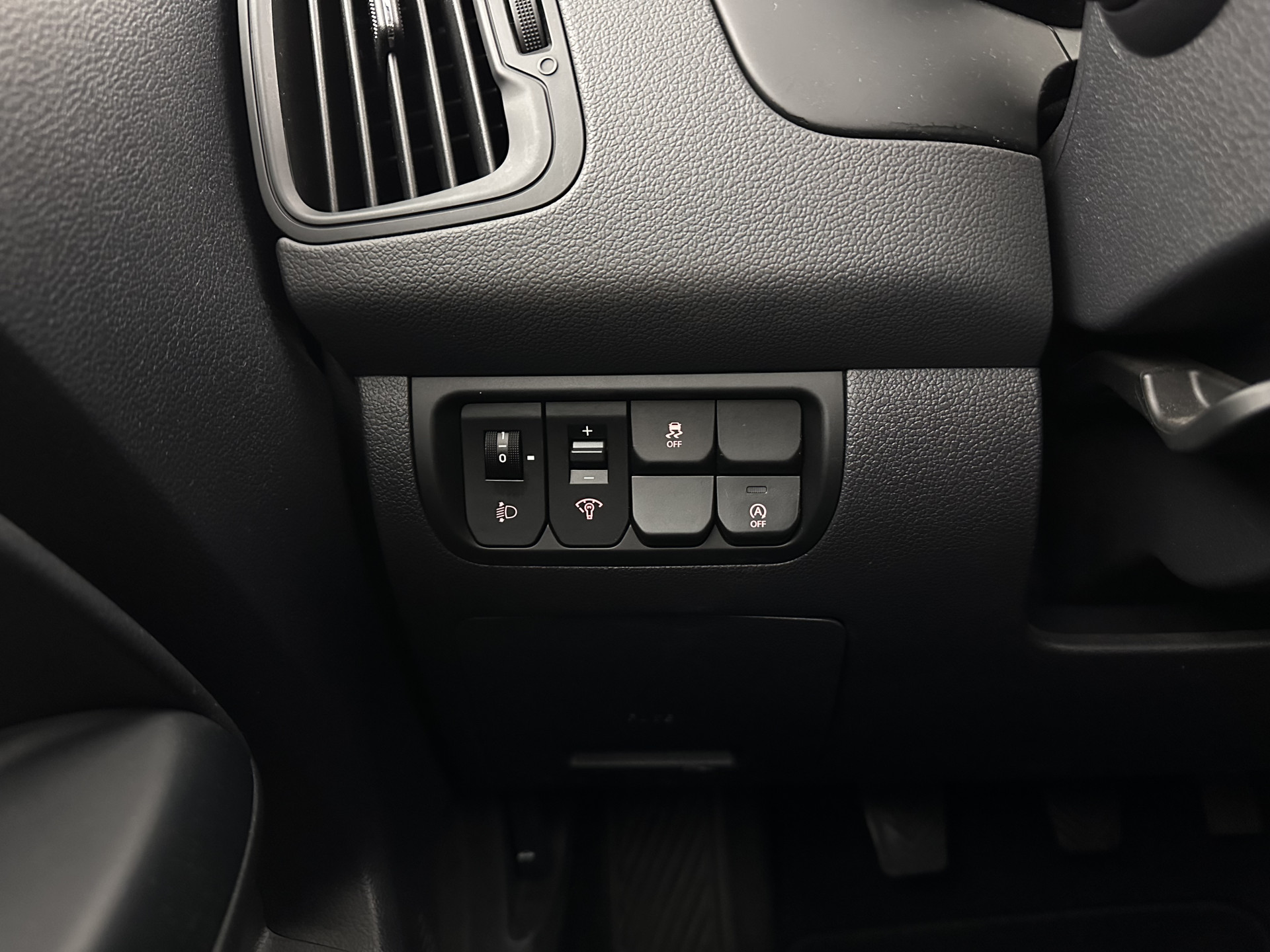 Kia Rio 1.2 CVVT ComfortLine *AIRCO | RADIO-CD/MP3 | COMFORTSEATS | TOWBAR*