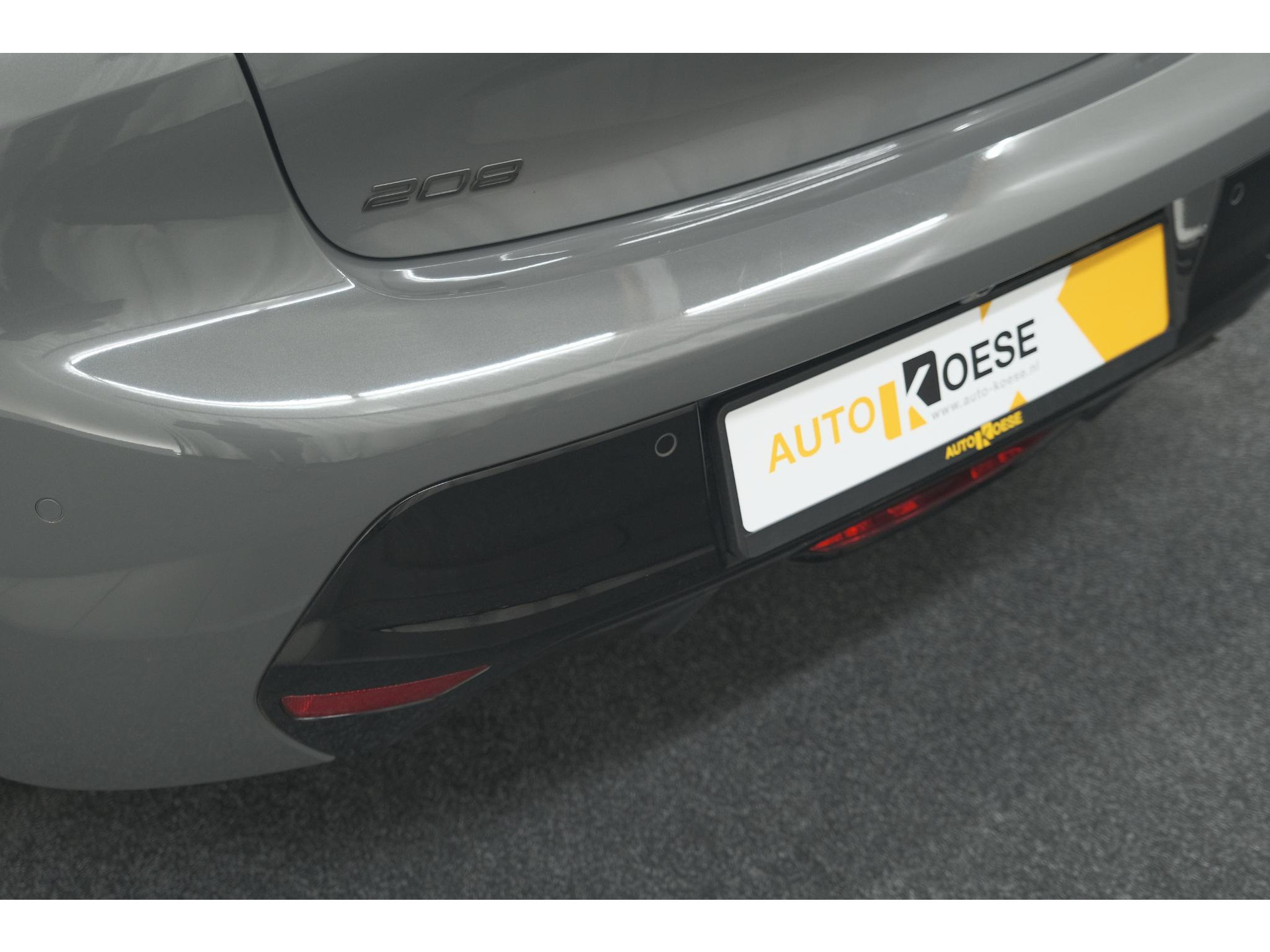 Peugeot 208 Hybrid 100 e-DCS6 Allure | Camera | Apple Carplay | Keyless Entry | Parkeersensoren