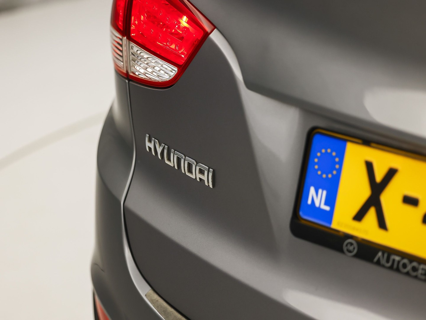 Hyundai ix35 1.6i GDI Sport (CLIMATE, STOELVERWARMING, GETINT GLAS, SPORTSTOELEN, TREKHAAK, CRUISE, NIEUWSTAAT)